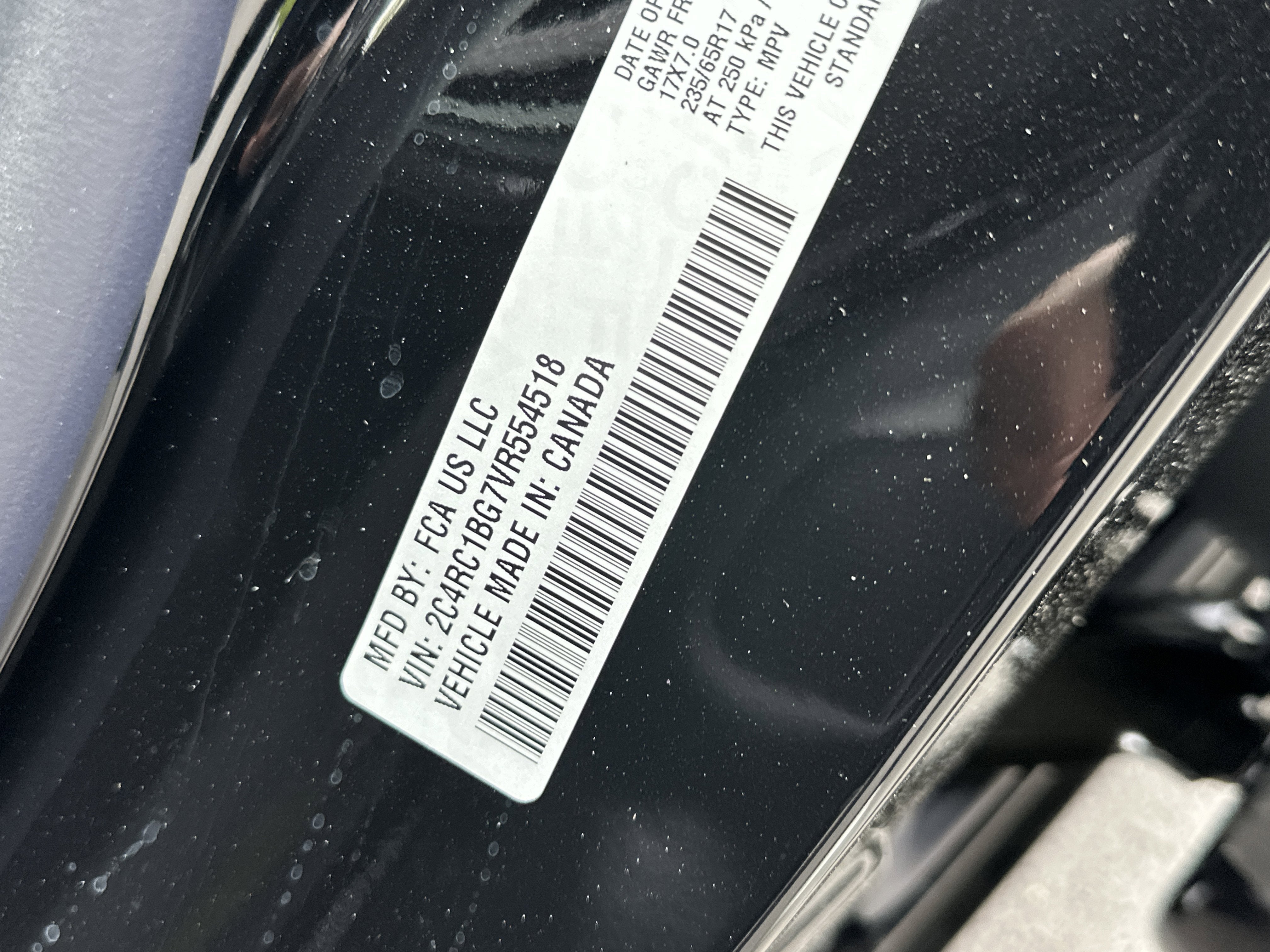 2027 Chrysler Pacifica Select