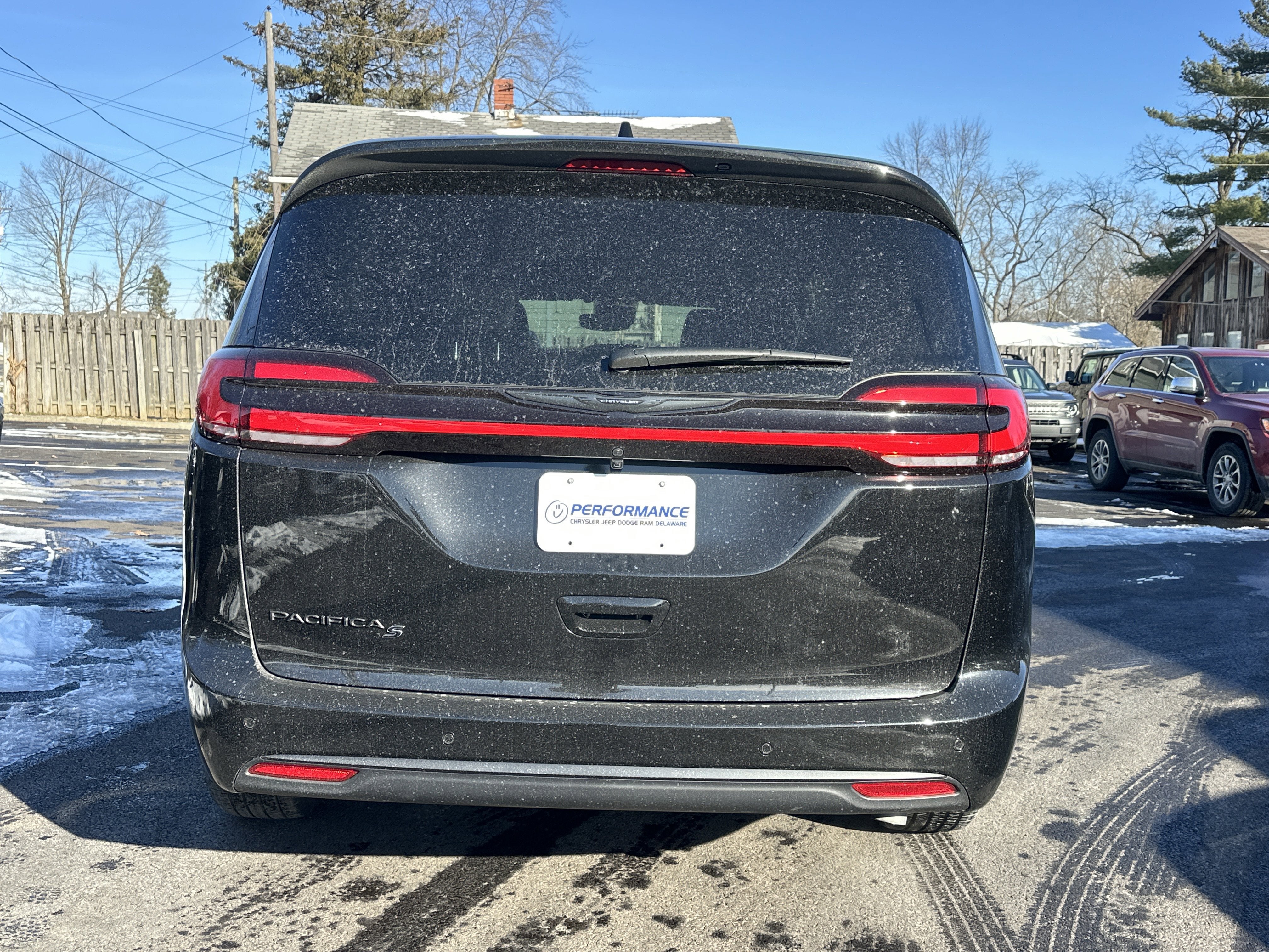2026 Chrysler Pacifica Select