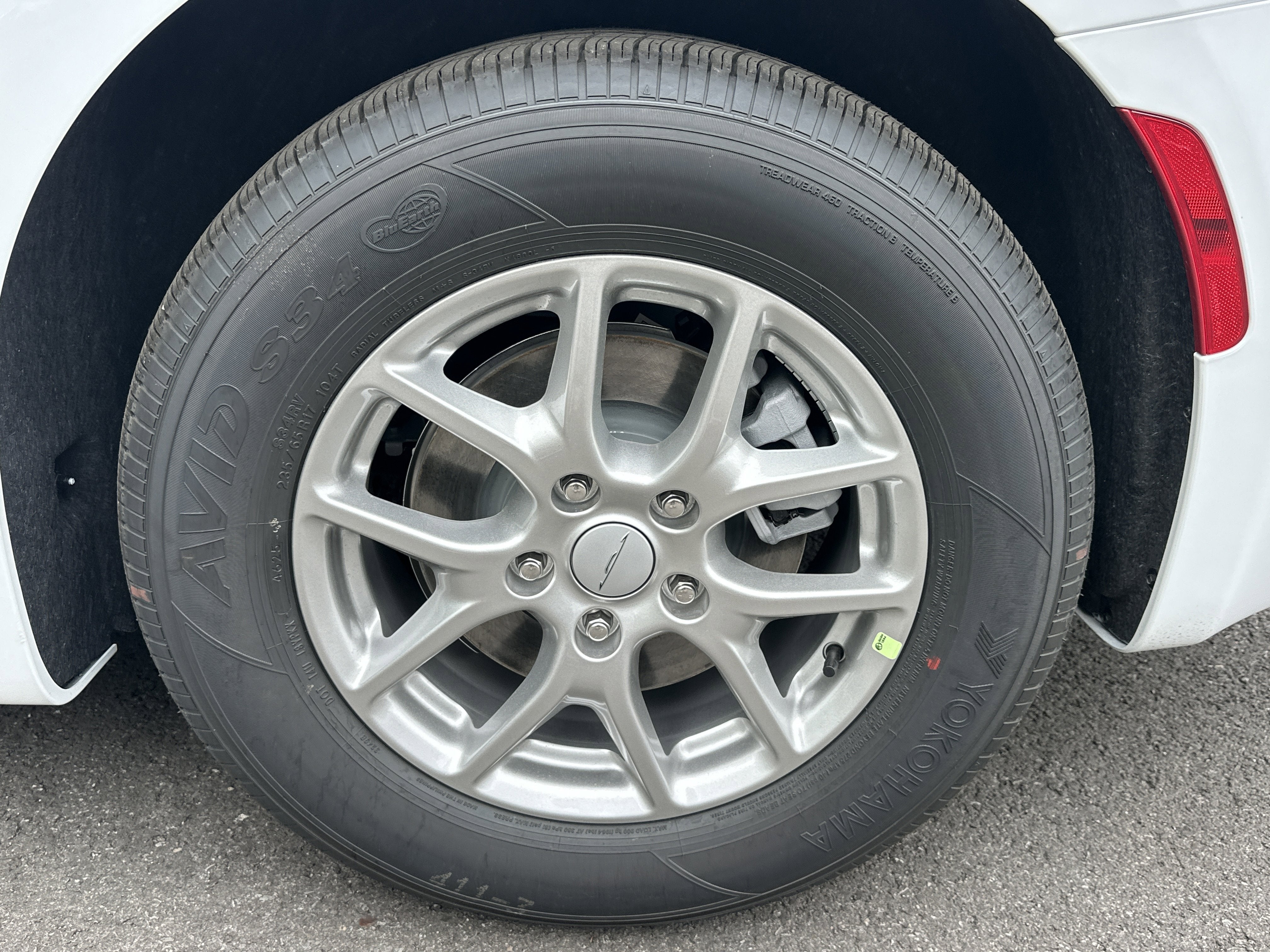2027 Chrysler Pacifica Select