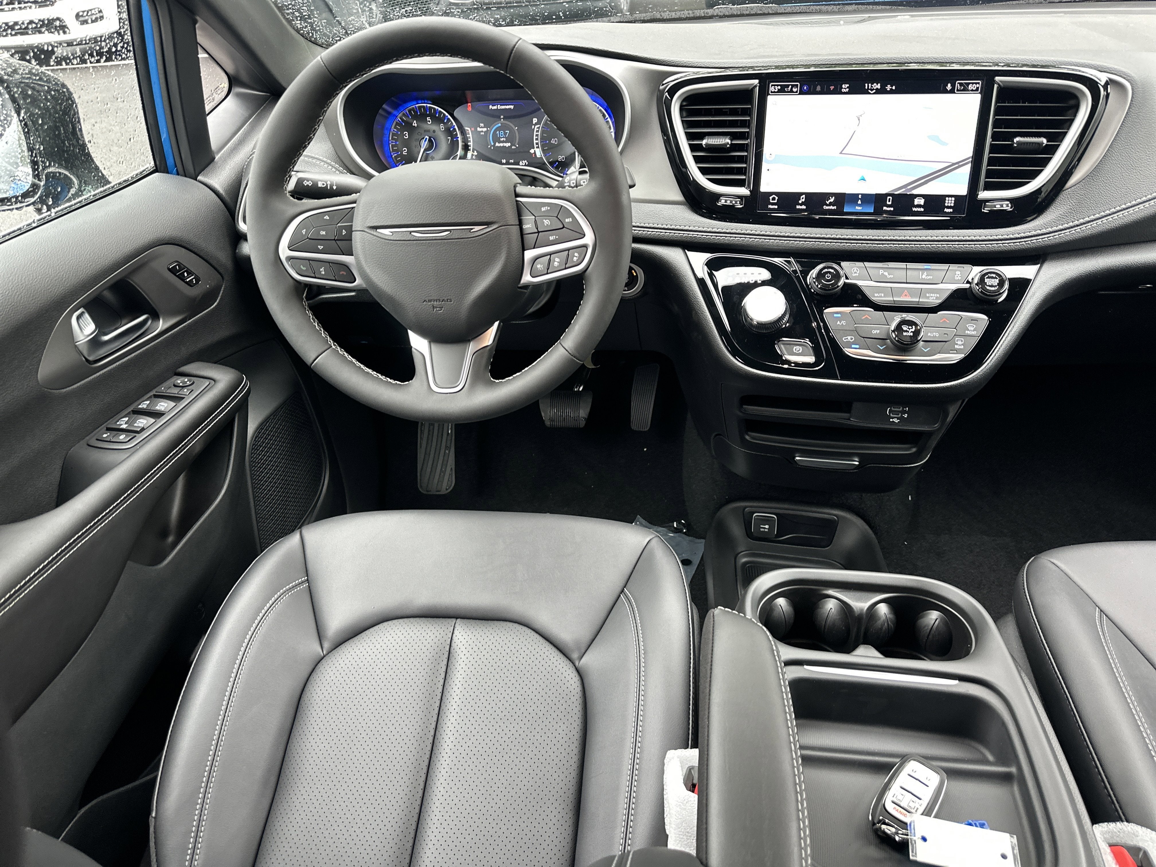 2027 Chrysler Pacifica Select