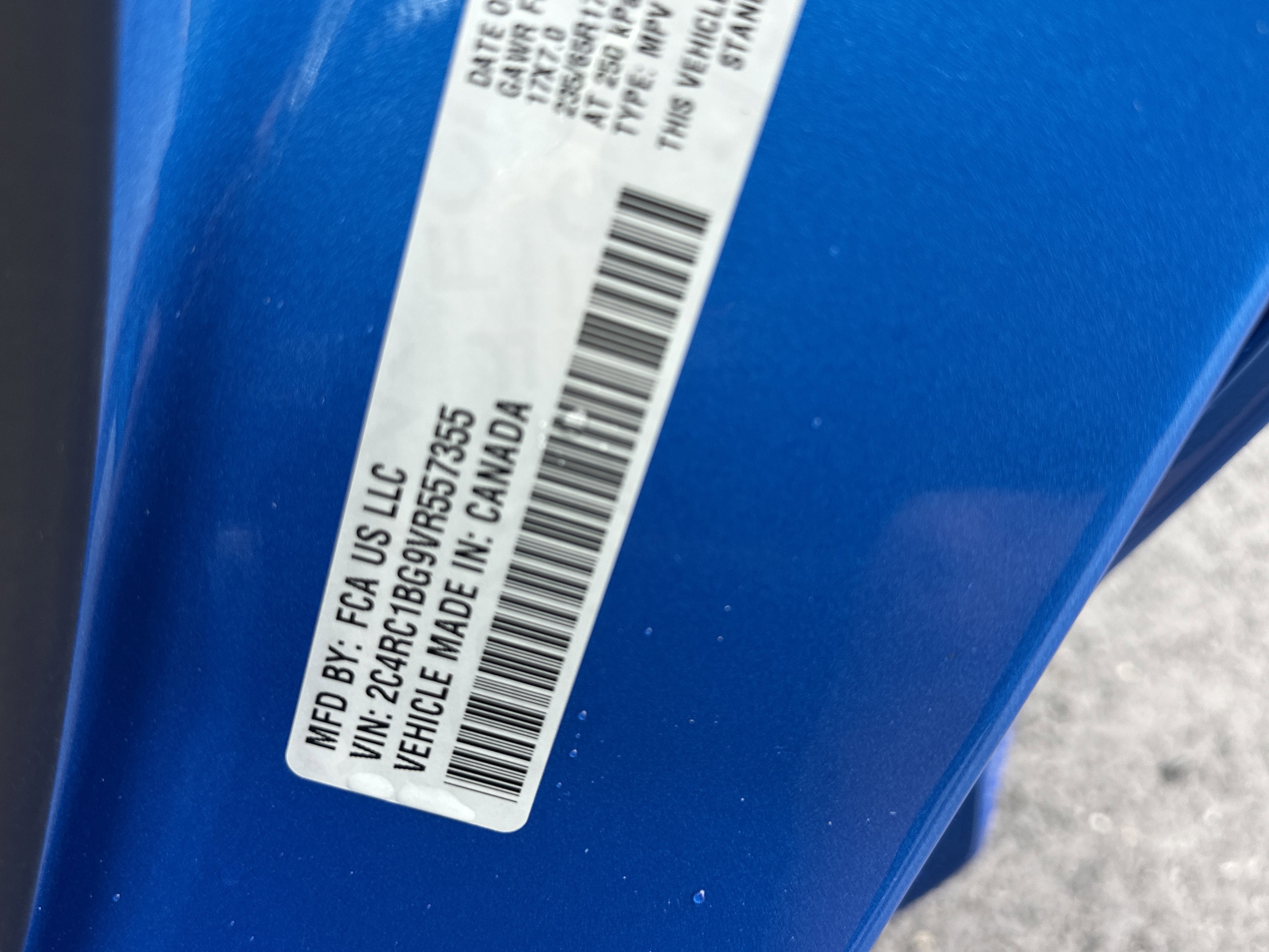 2027 Chrysler Pacifica Select