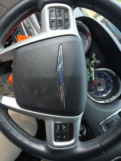 2015 Chrysler Town & Country Touring-L