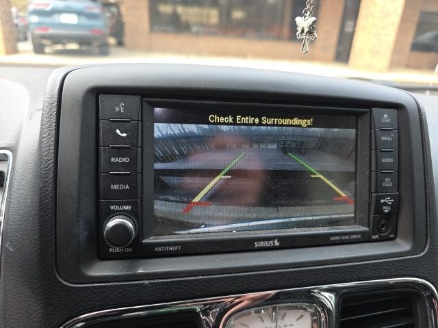 2015 Chrysler Town & Country Touring-L