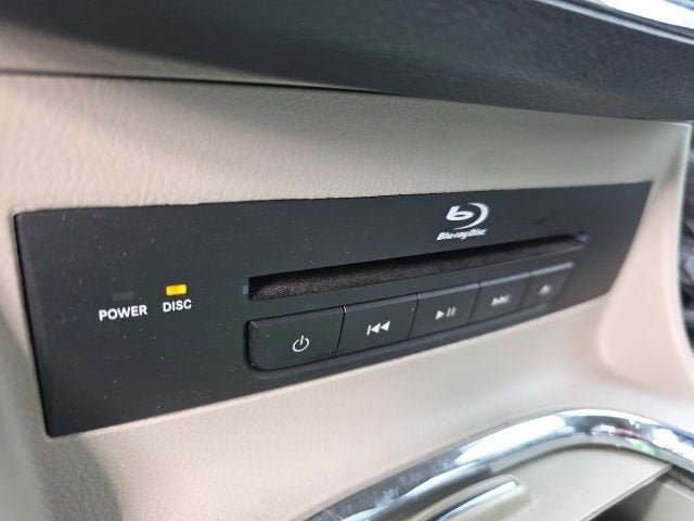 2015 Chrysler Town & Country Touring-L