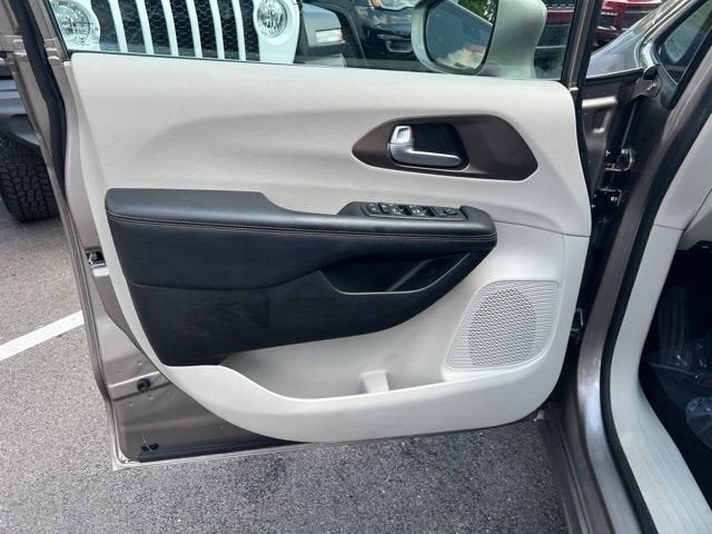 2018 Chrysler Pacifica Touring Plus
