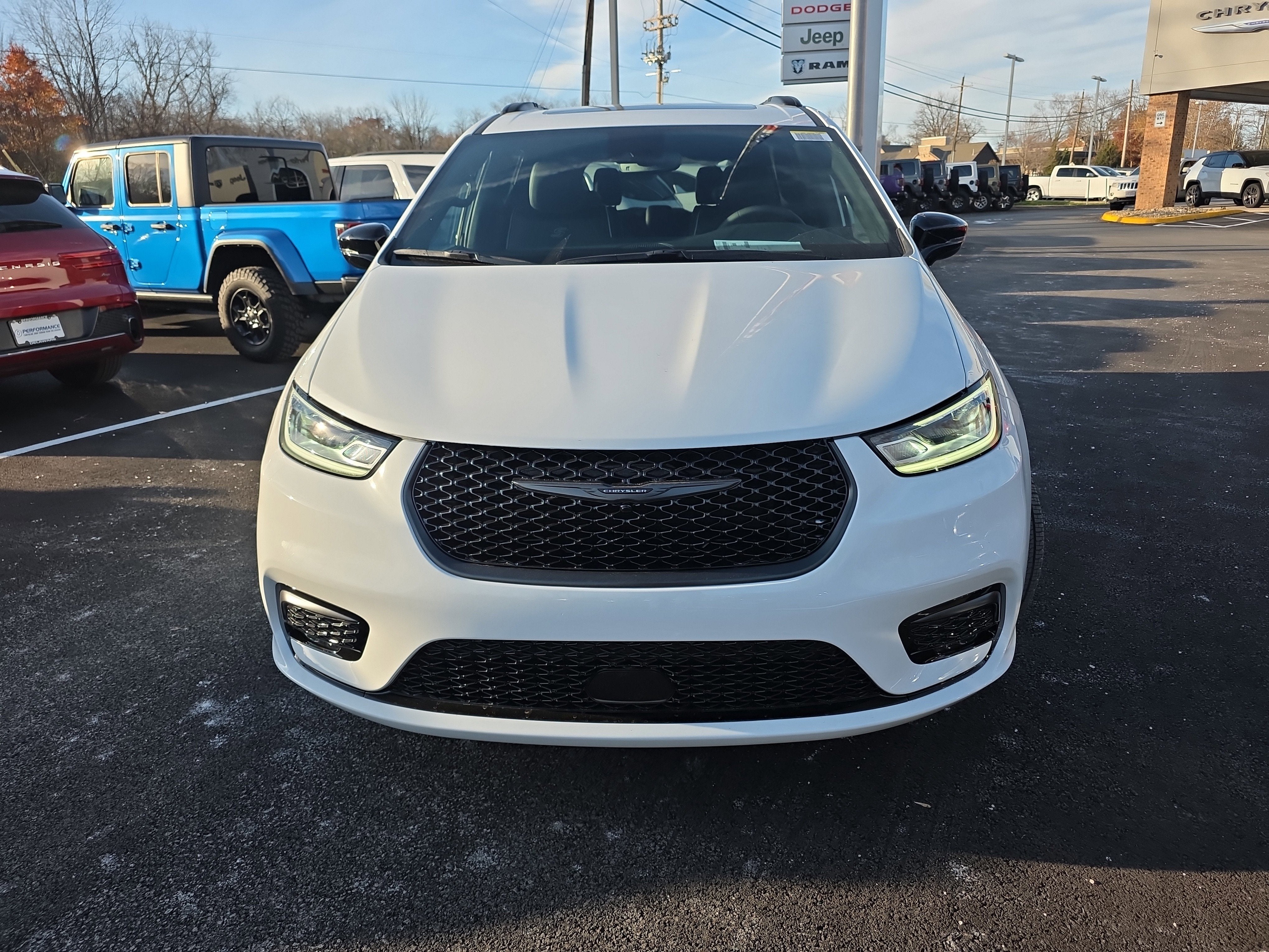 2026 Chrysler Pacifica Limited