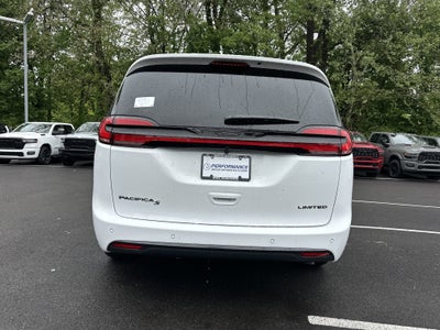 2027 Chrysler Pacifica Limited