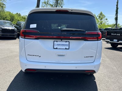2027 Chrysler Pacifica Limited