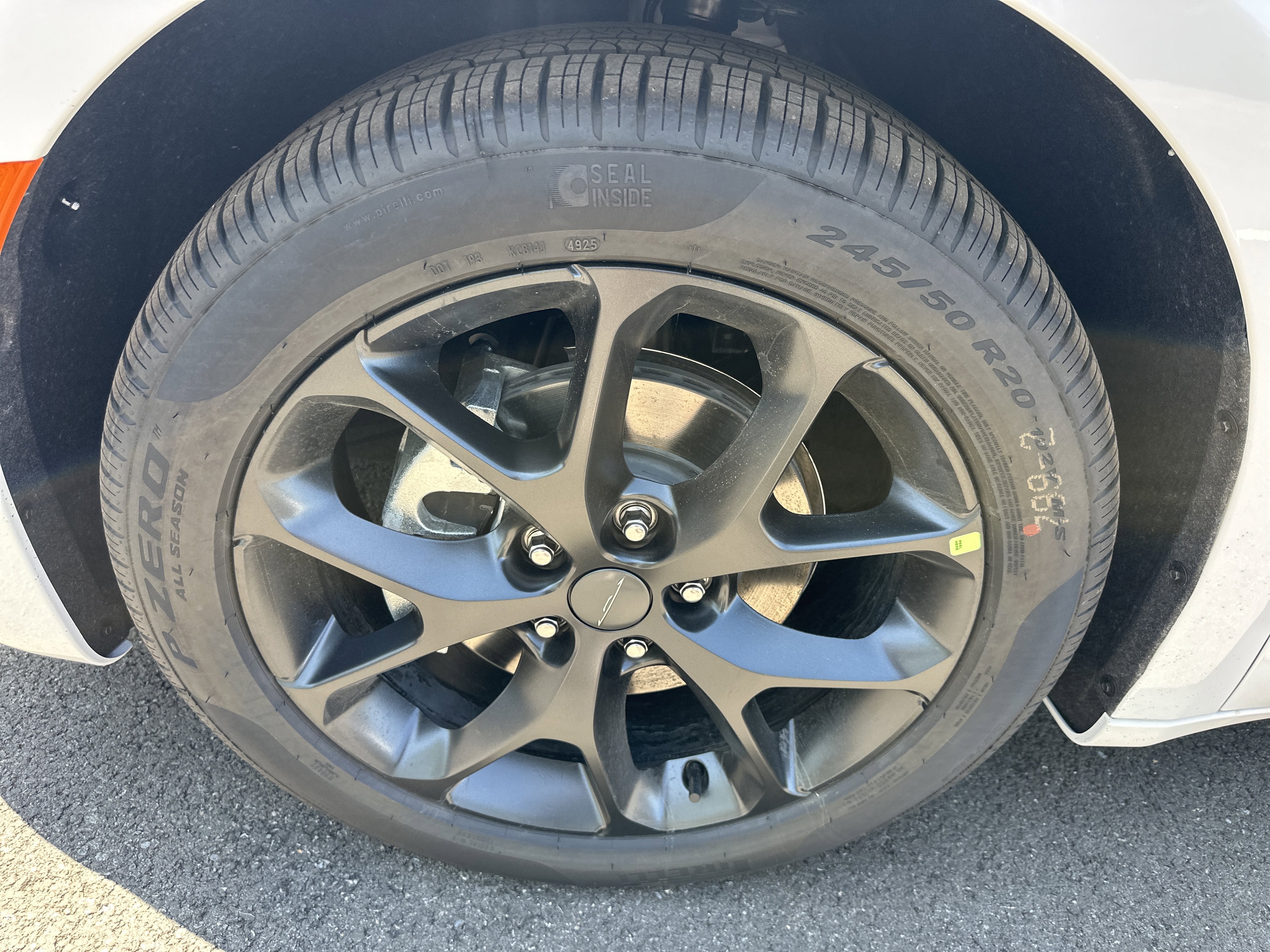 2027 Chrysler Pacifica Limited
