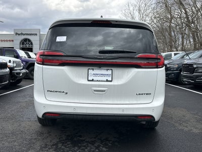 2026 Chrysler Pacifica Limited