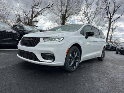 2026 Chrysler Pacifica Limited