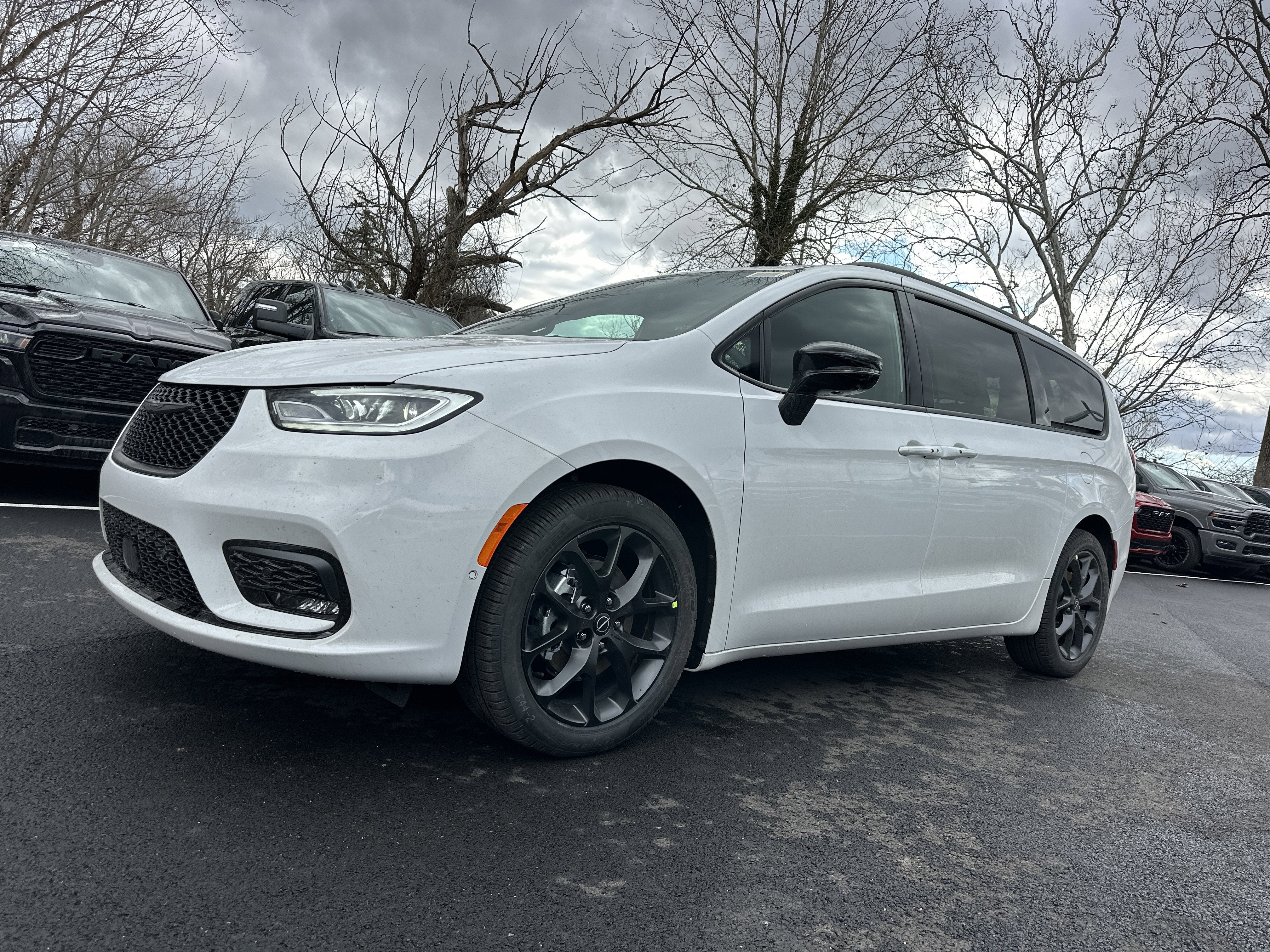 2026 Chrysler Pacifica Limited