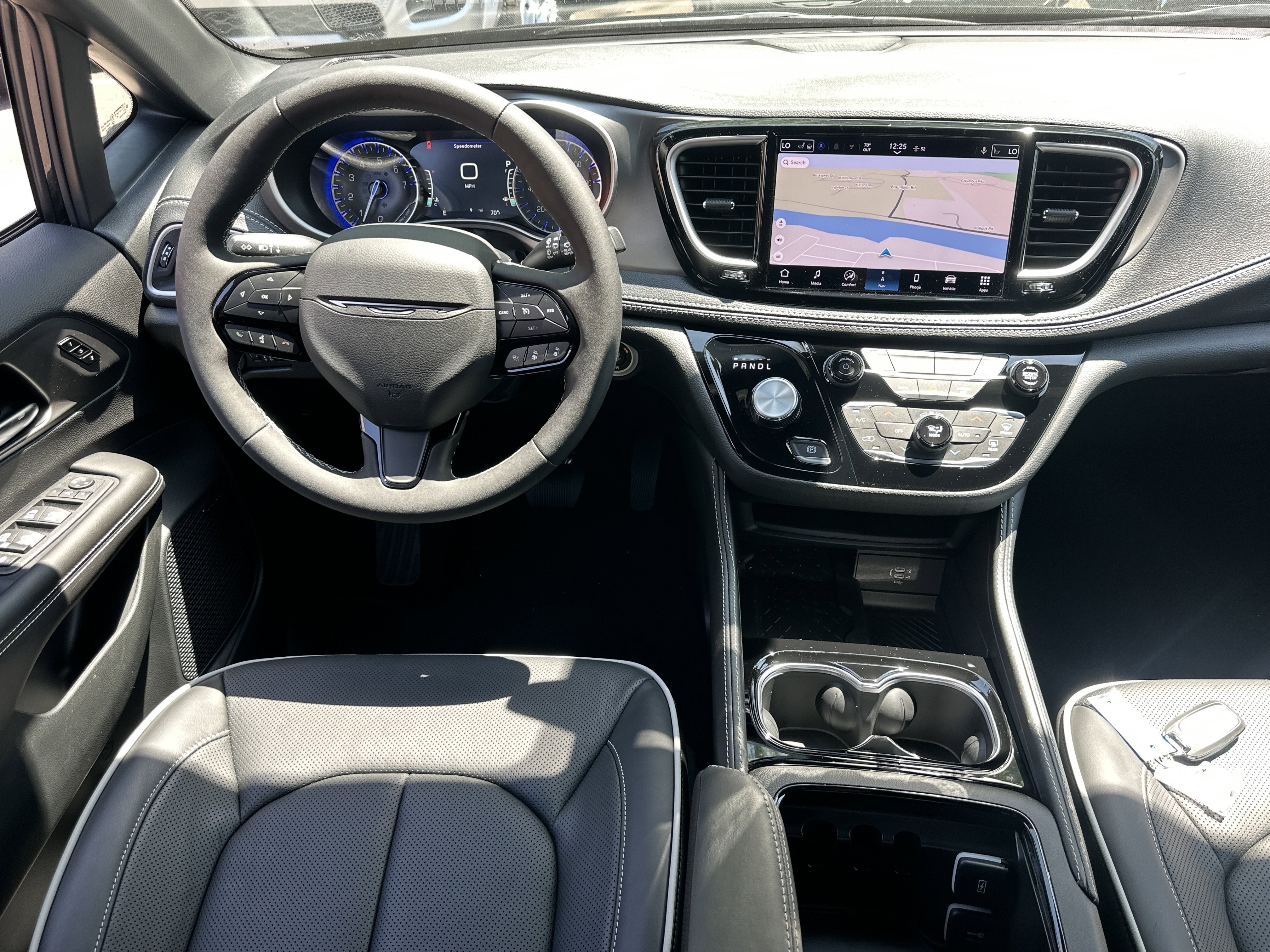 2027 Chrysler Pacifica Limited