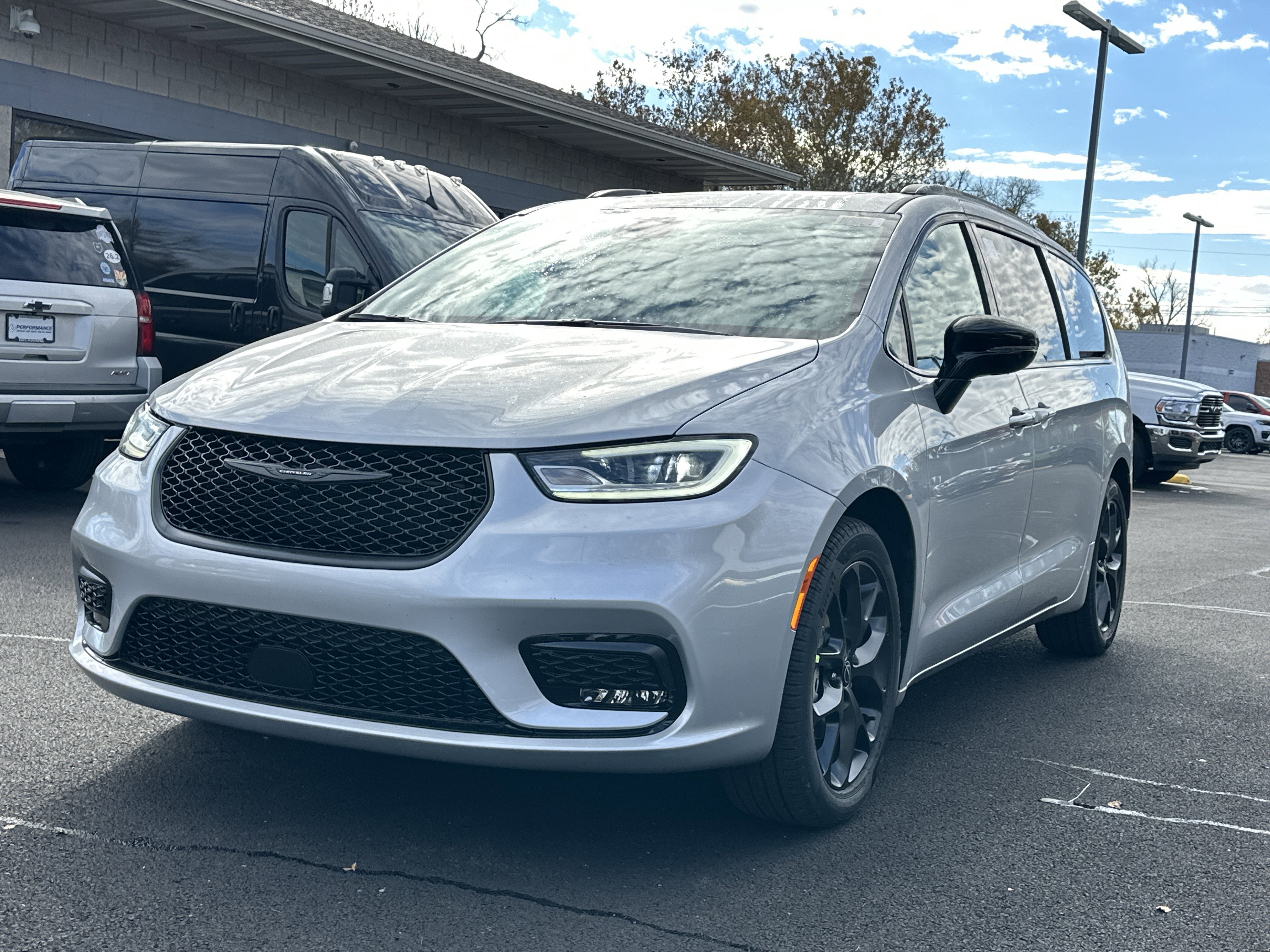 2026 Chrysler Pacifica Limited