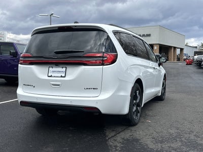 2026 Chrysler Pacifica Limited