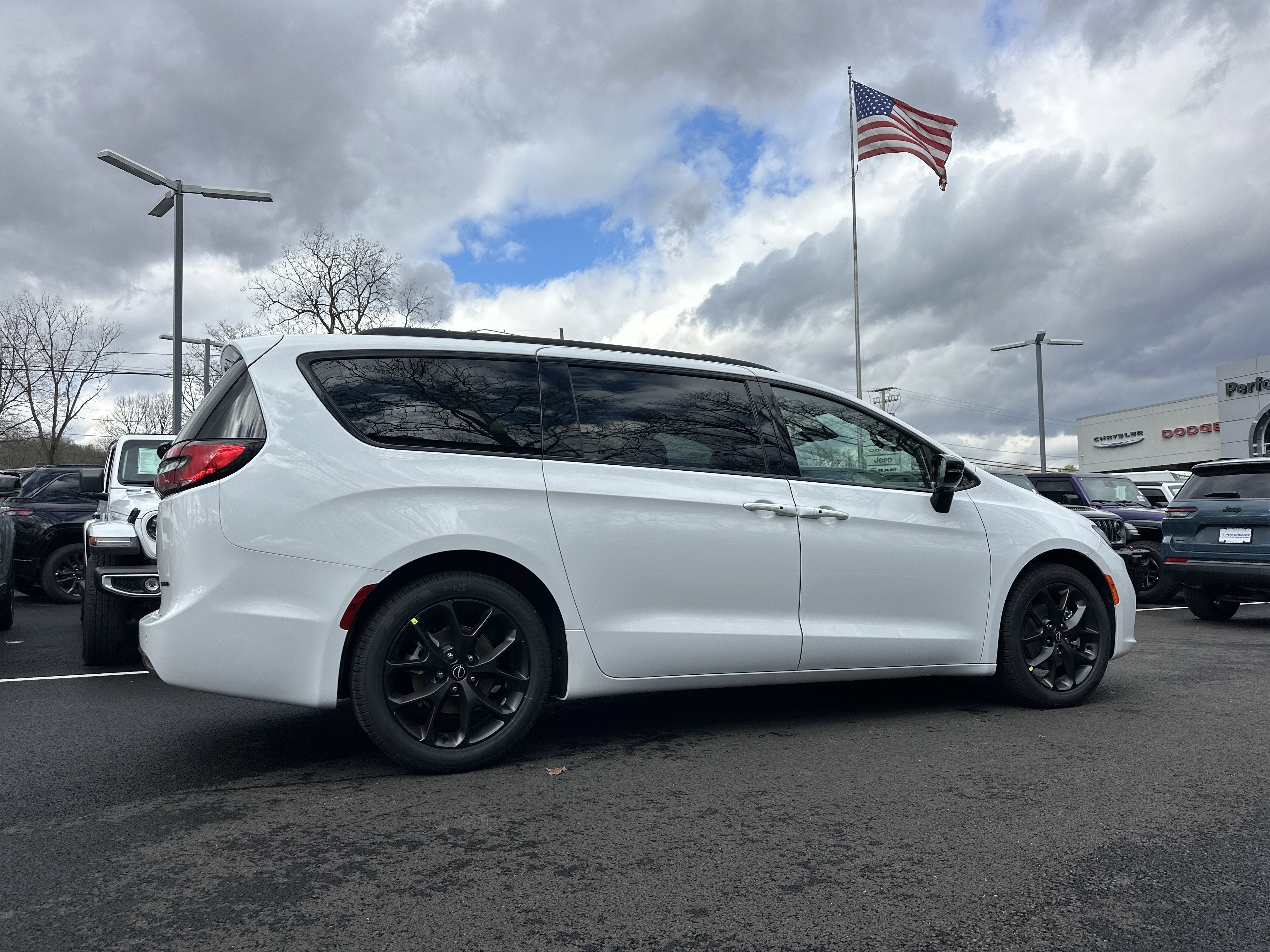 2026 Chrysler Pacifica Limited
