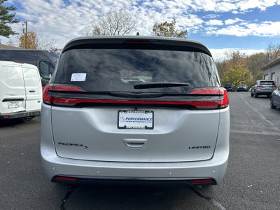 2026 Chrysler Pacifica Limited