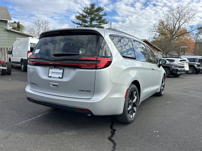 2026 Chrysler Pacifica Limited