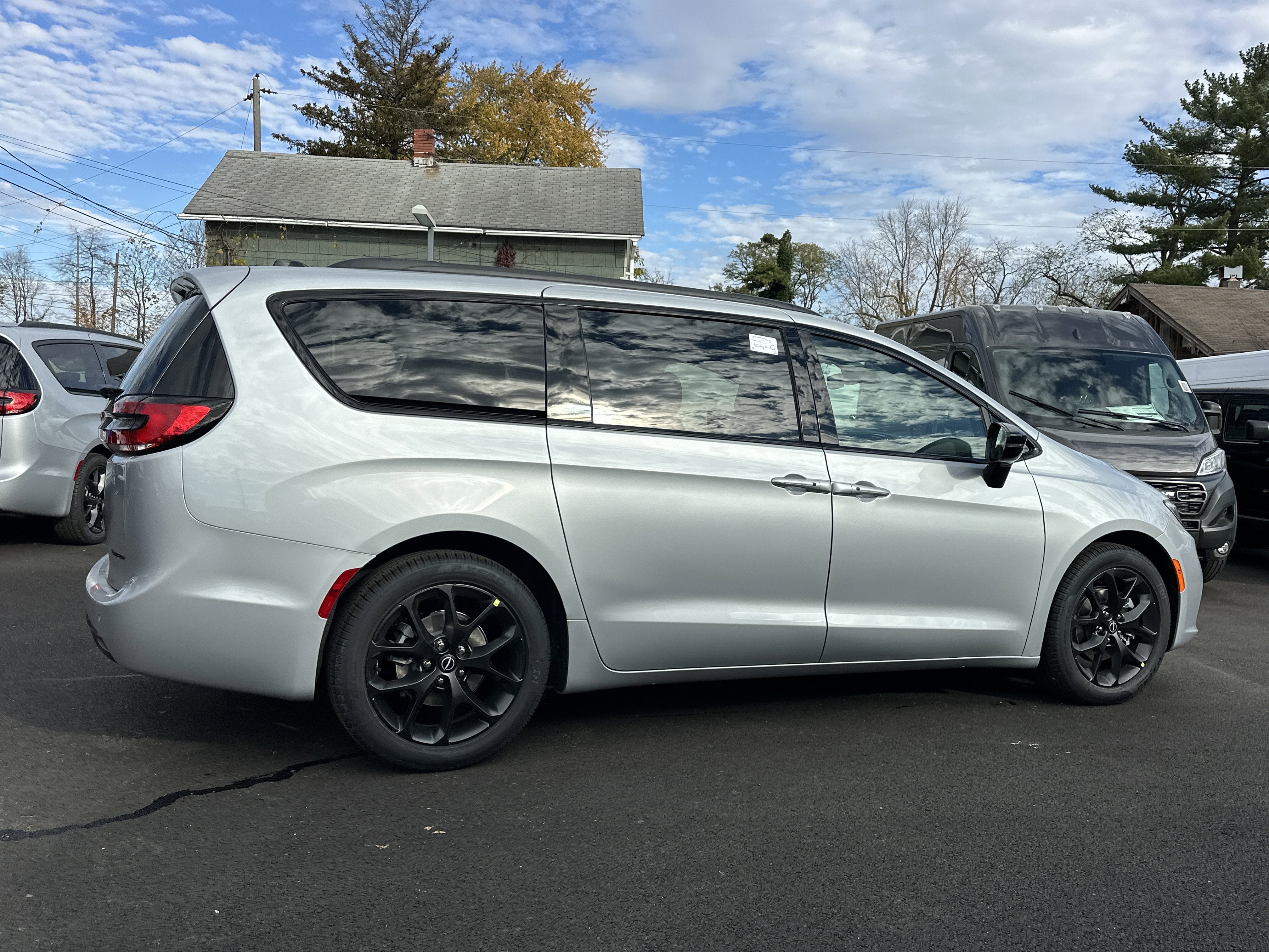 2026 Chrysler Pacifica Limited