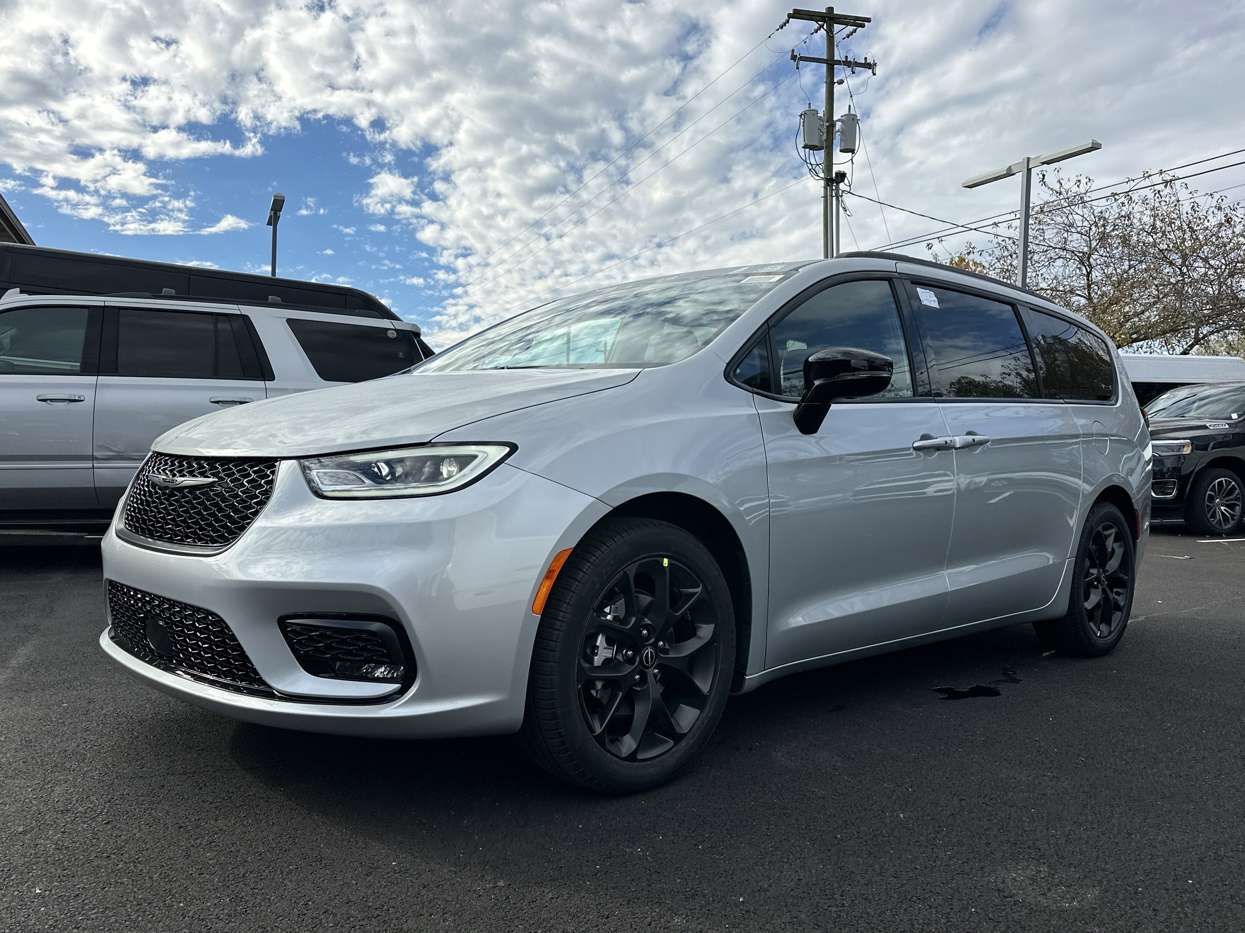 2026 Chrysler Pacifica Limited