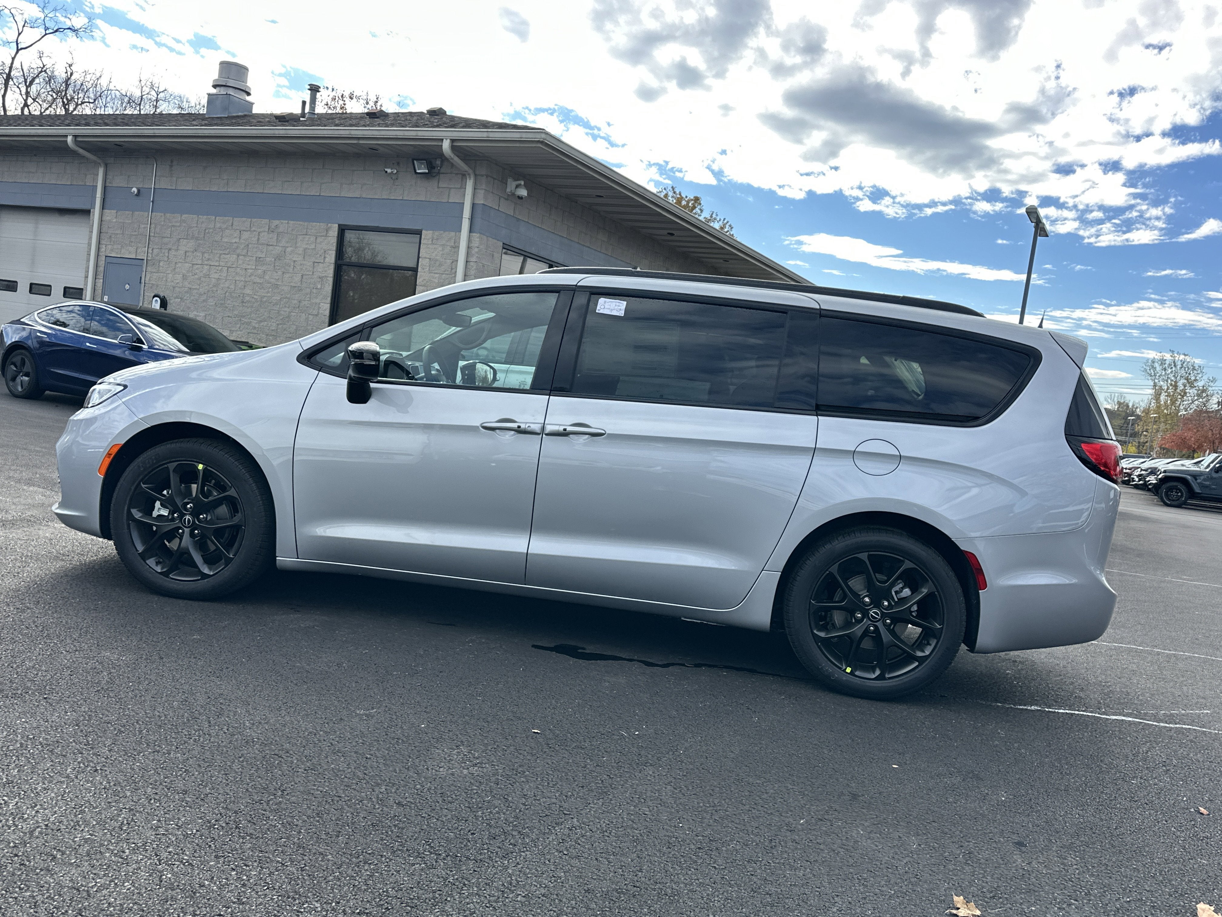 2026 Chrysler Pacifica Limited