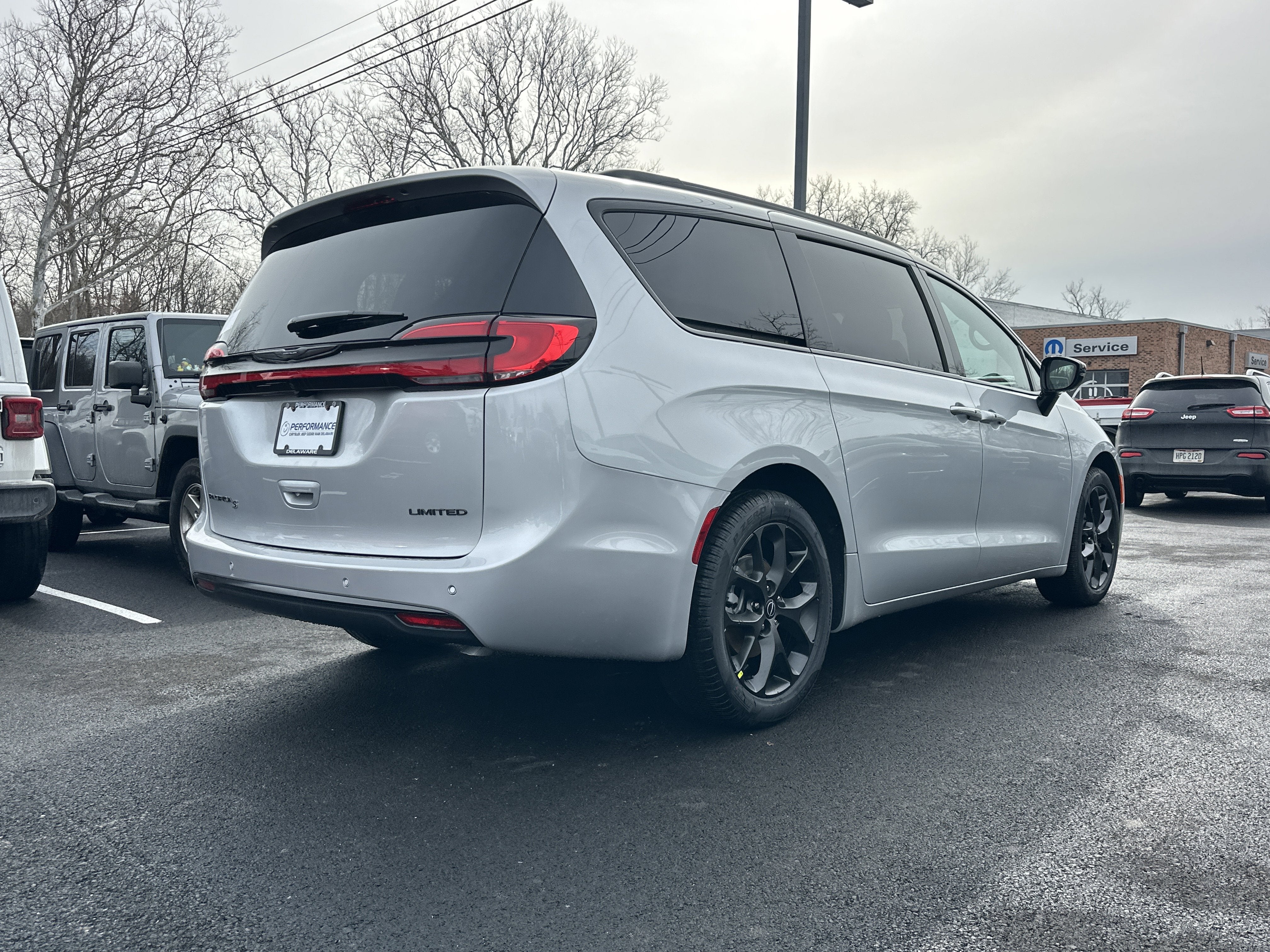 2026 Chrysler Pacifica Limited