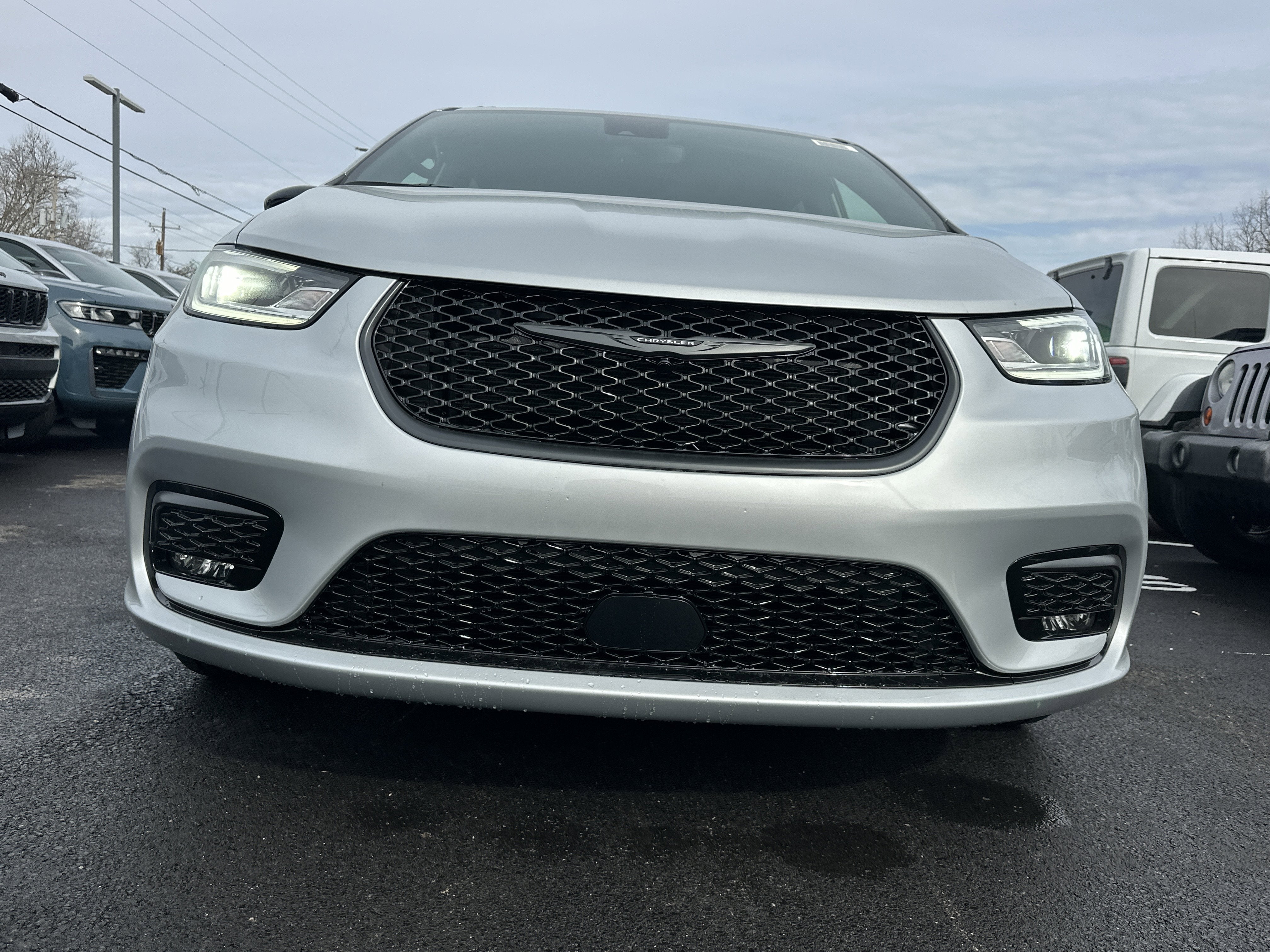 2026 Chrysler Pacifica Limited