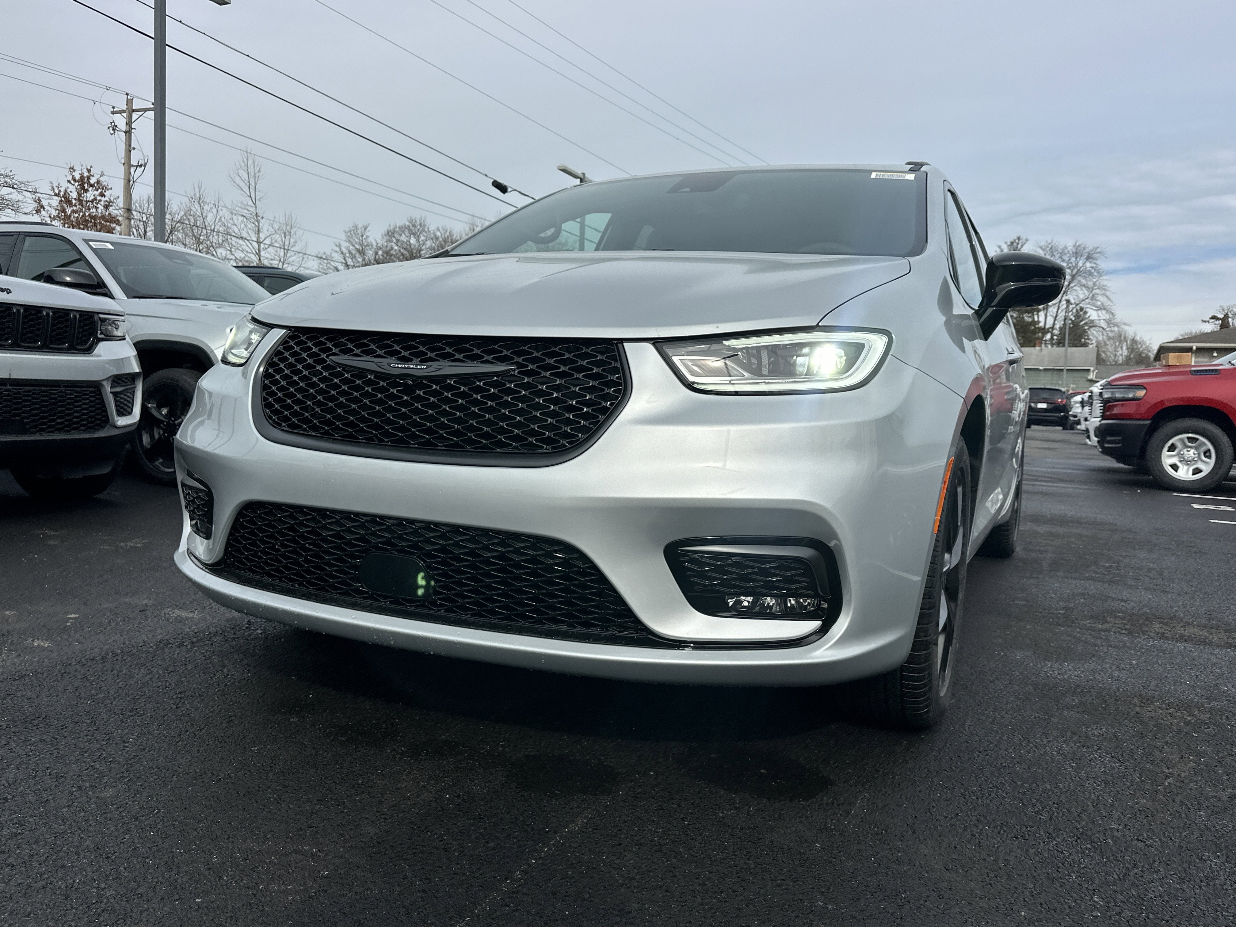 2026 Chrysler Pacifica Limited