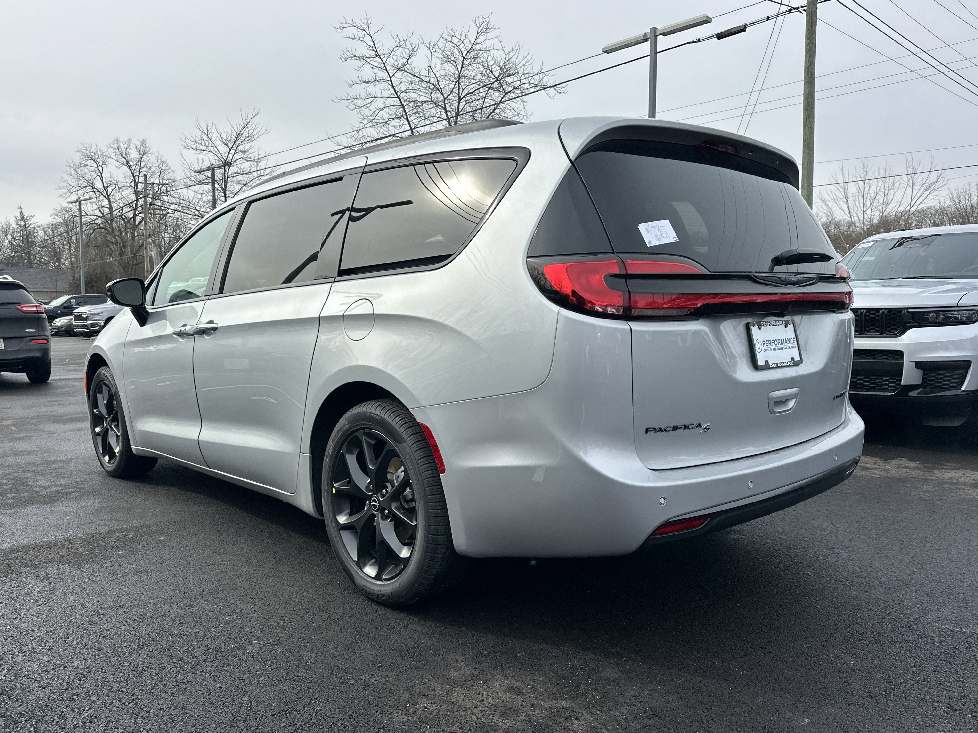 2026 Chrysler Pacifica Limited