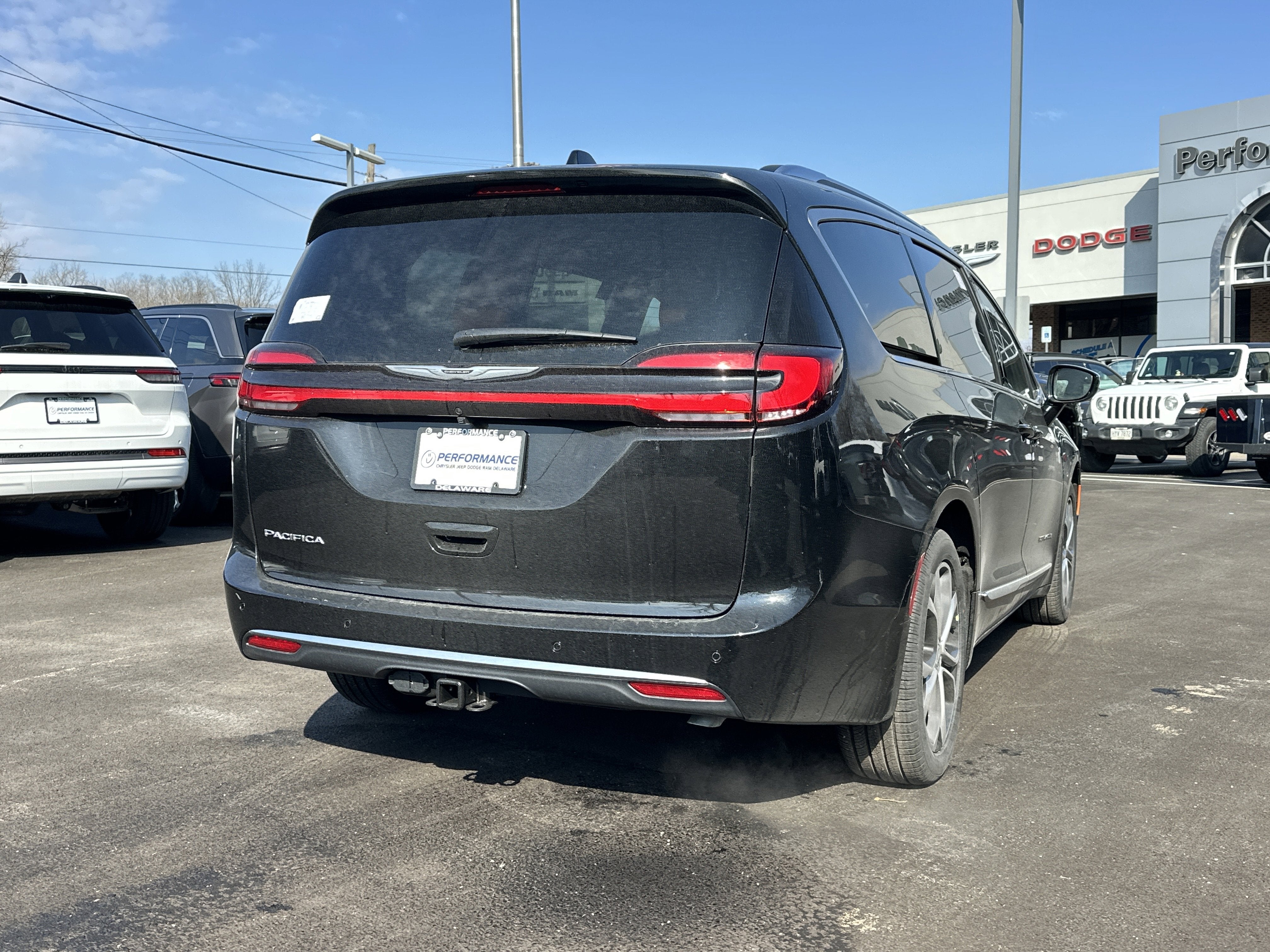2026 Chrysler Pacifica Pinnacle