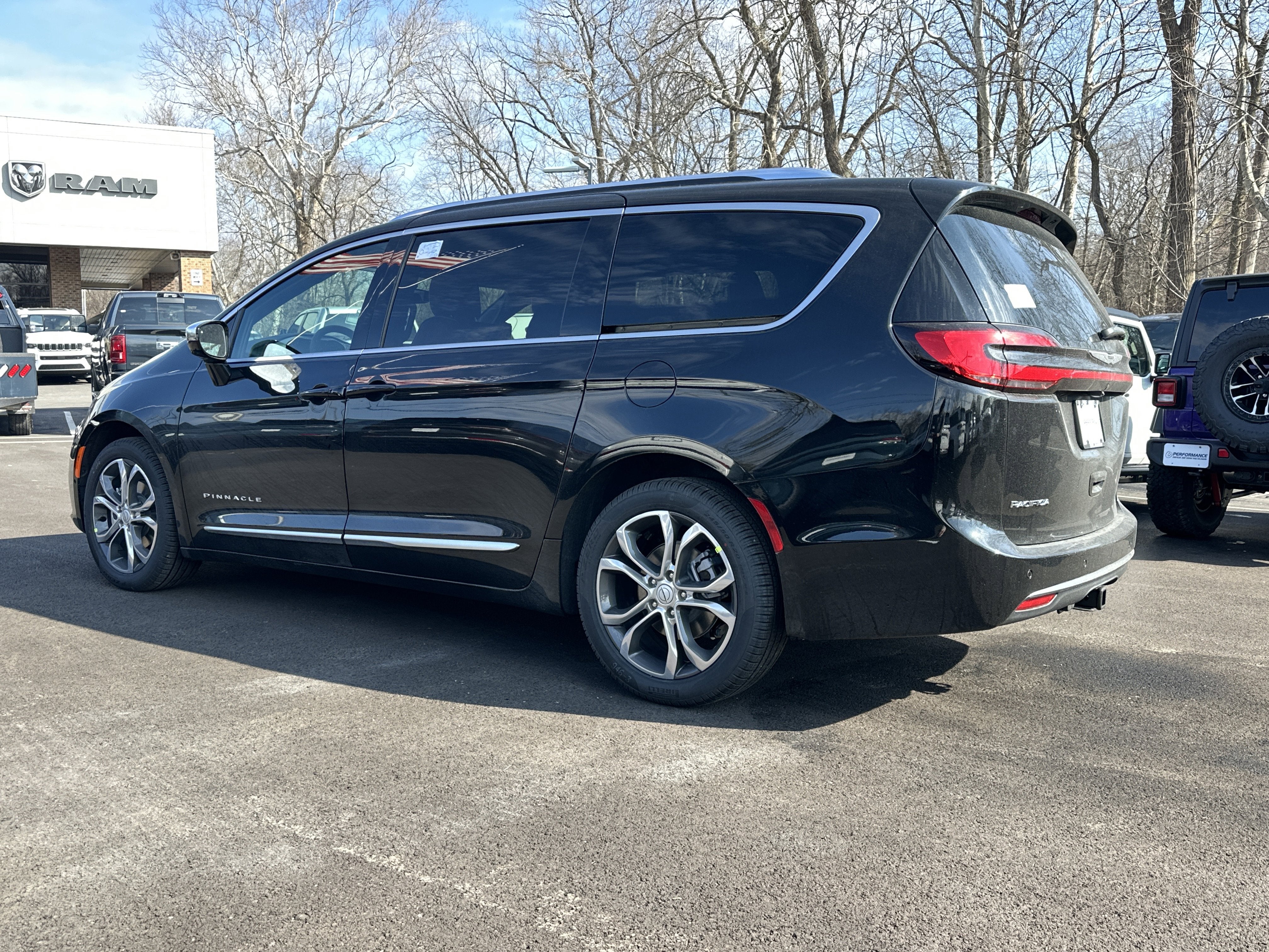 2026 Chrysler Pacifica Pinnacle