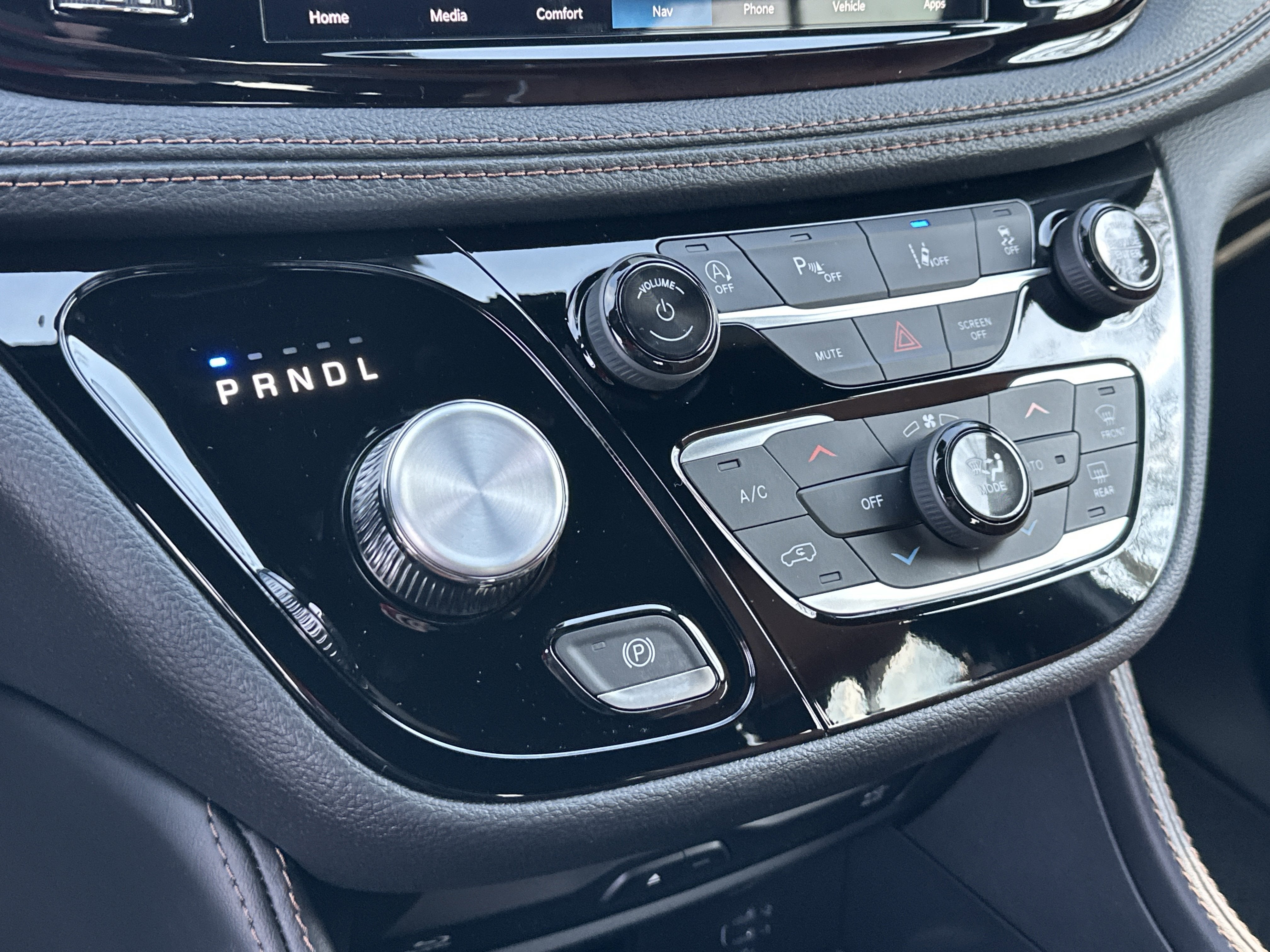 2026 Chrysler Pacifica Pinnacle