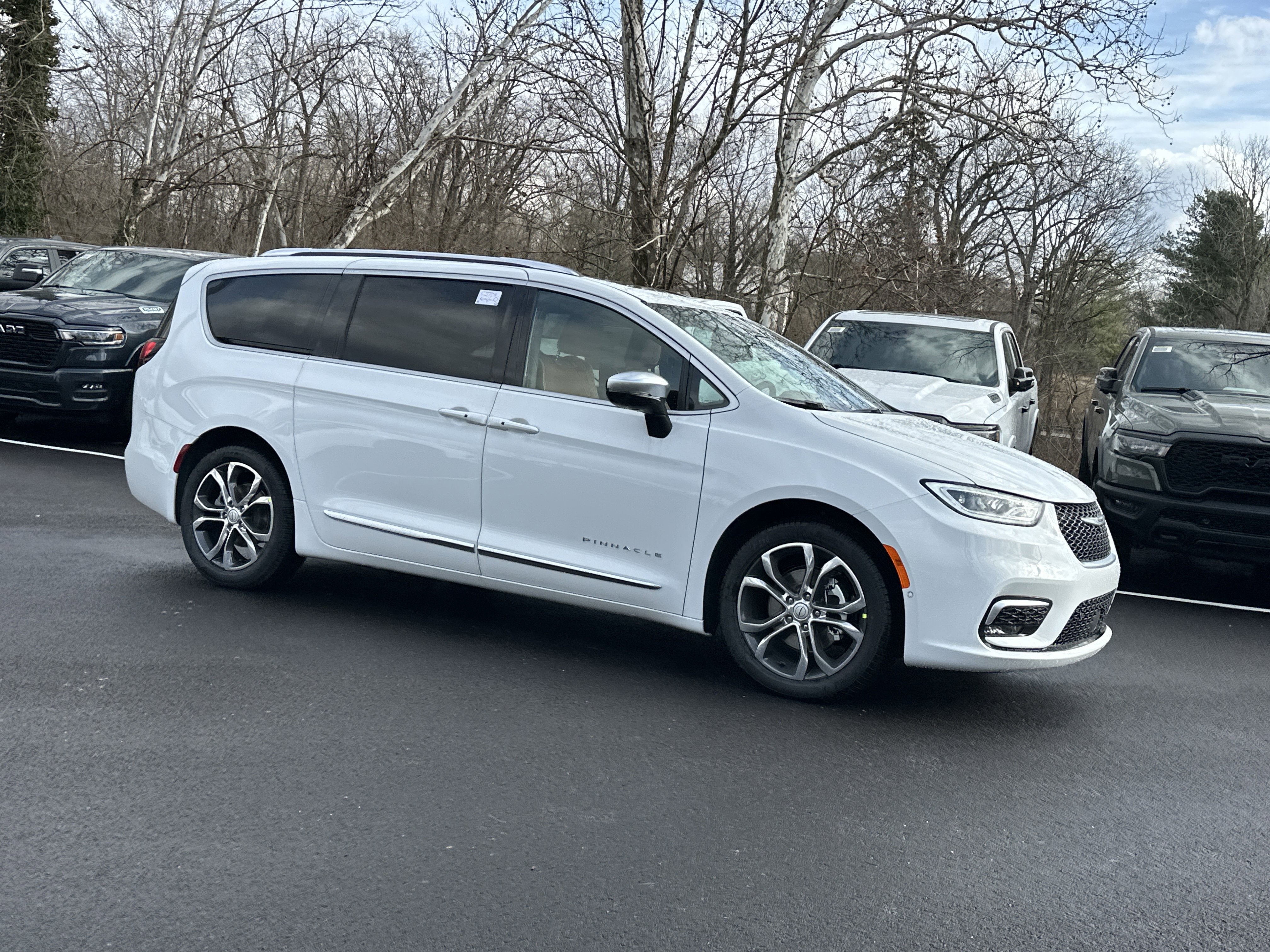 2026 Chrysler Pacifica Pinnacle