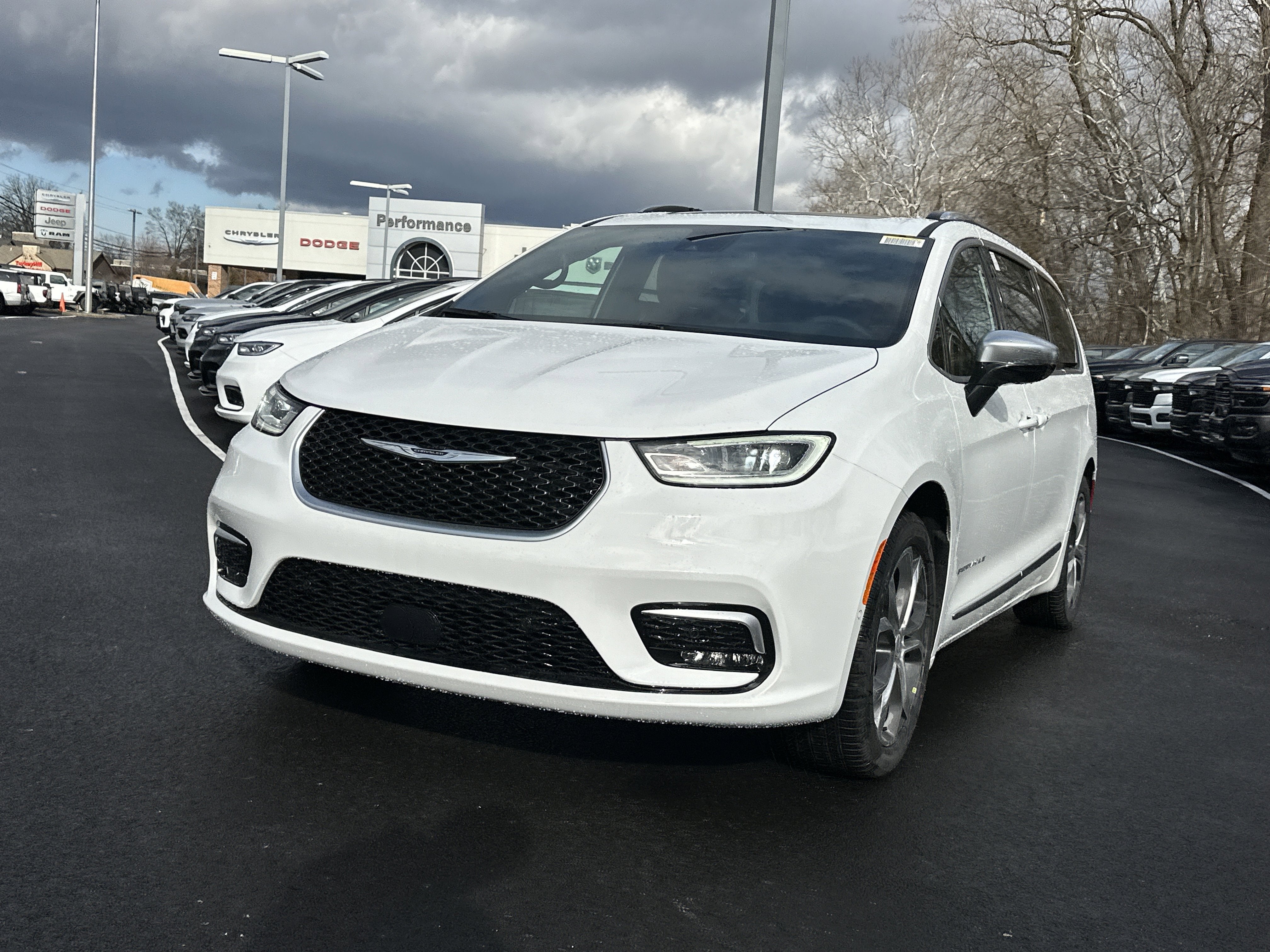 2026 Chrysler Pacifica Pinnacle