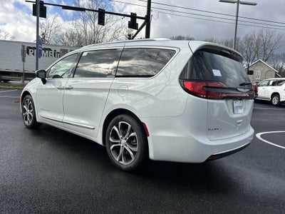 2026 Chrysler Pacifica Pinnacle