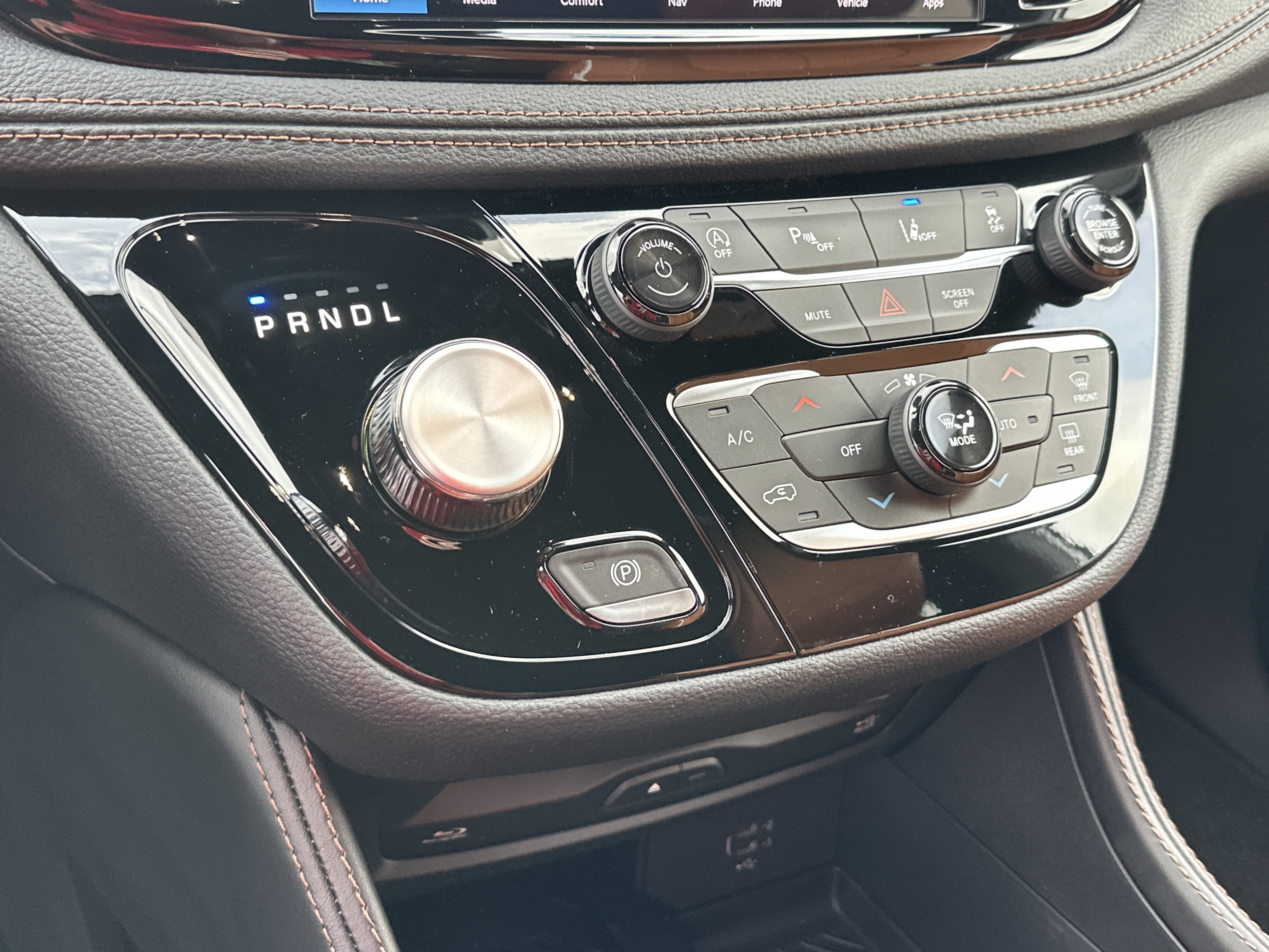 2026 Chrysler Pacifica Pinnacle