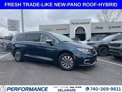 2023 Chrysler Pacifica Hybrid Limited