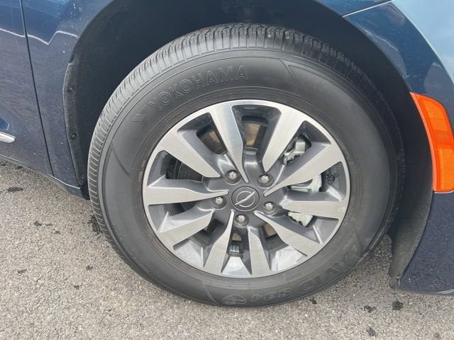 2023 Chrysler Pacifica Hybrid Limited