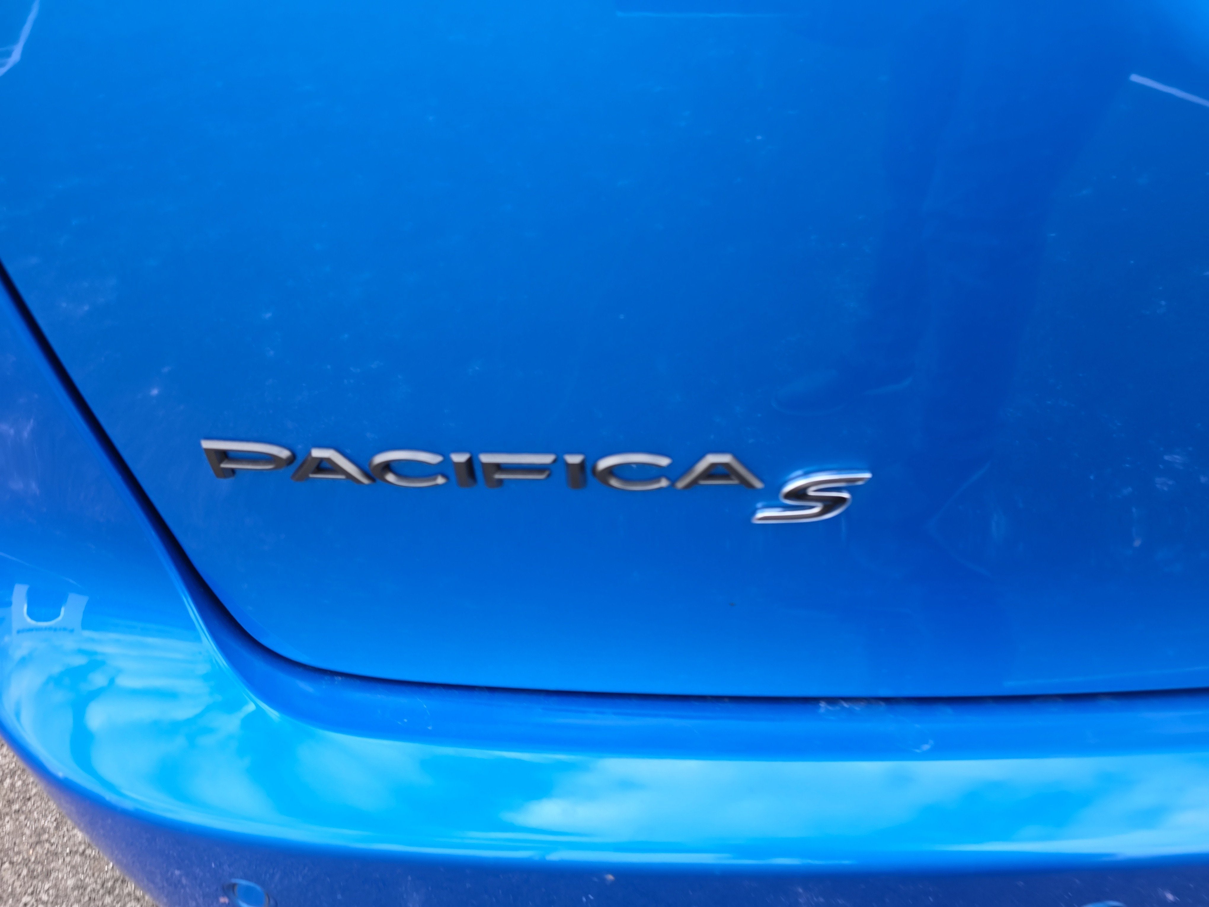 2026 Chrysler Pacifica Select