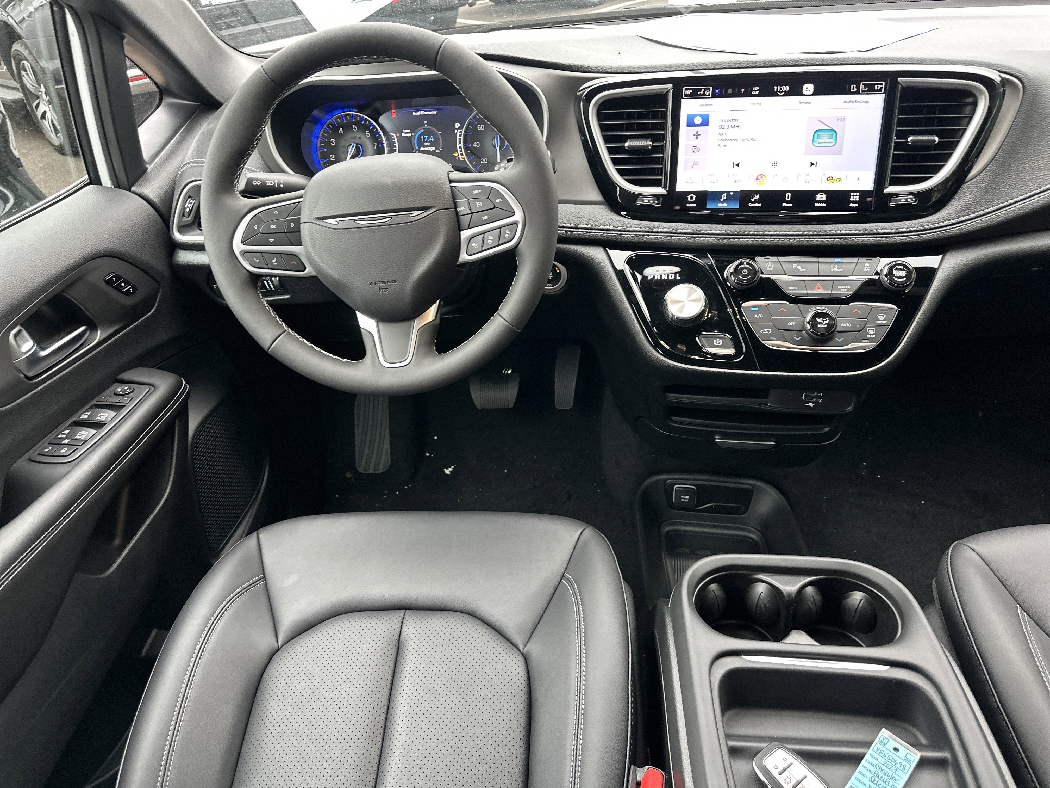 2027 Chrysler Pacifica Select