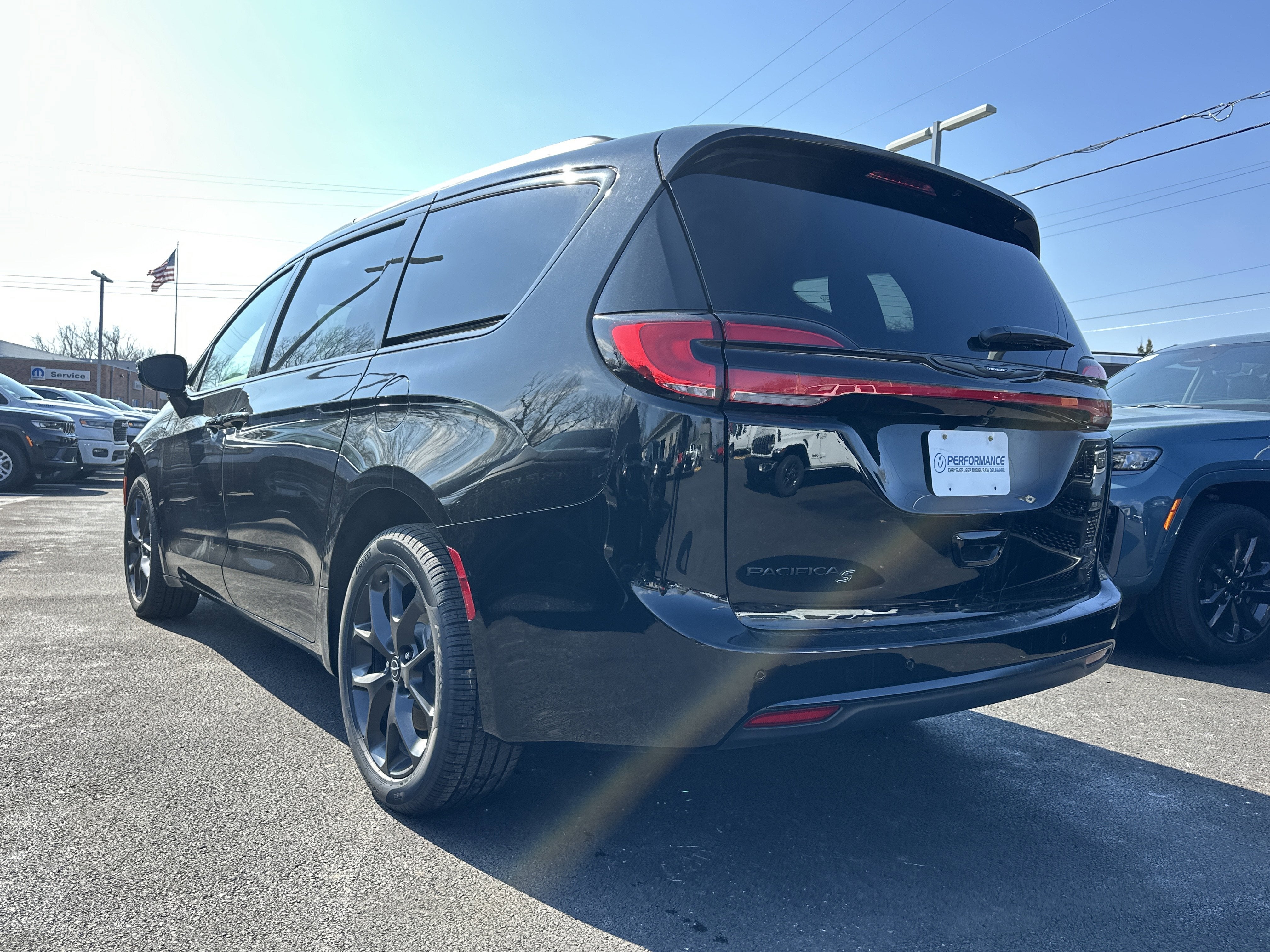 2026 Chrysler Pacifica Limited