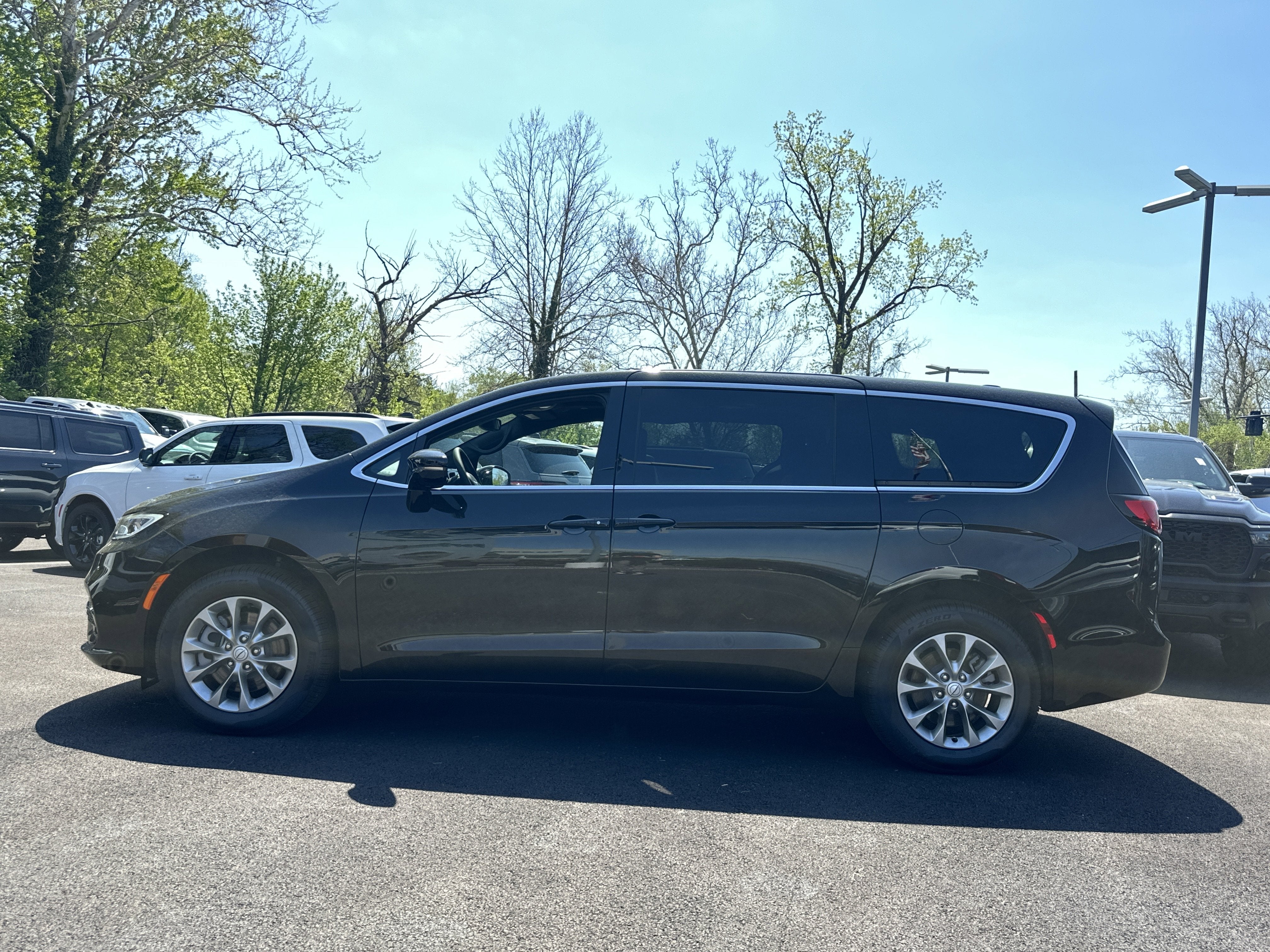 2026 Chrysler Pacifica Limited