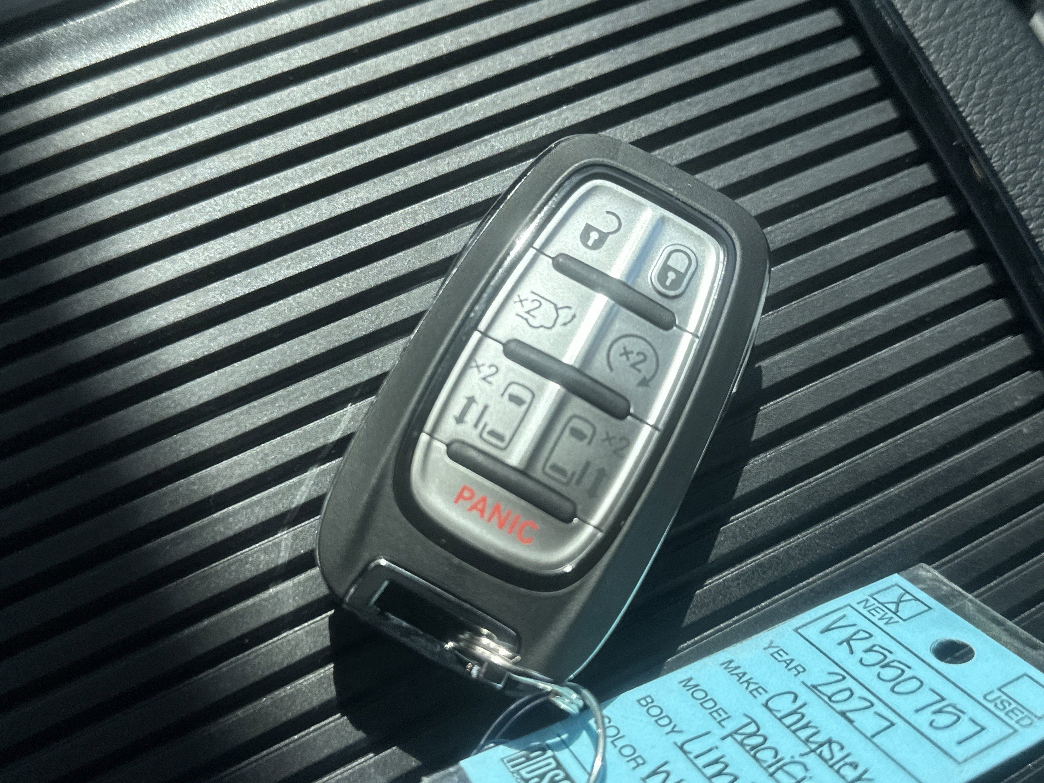 2027 Chrysler Pacifica Limited