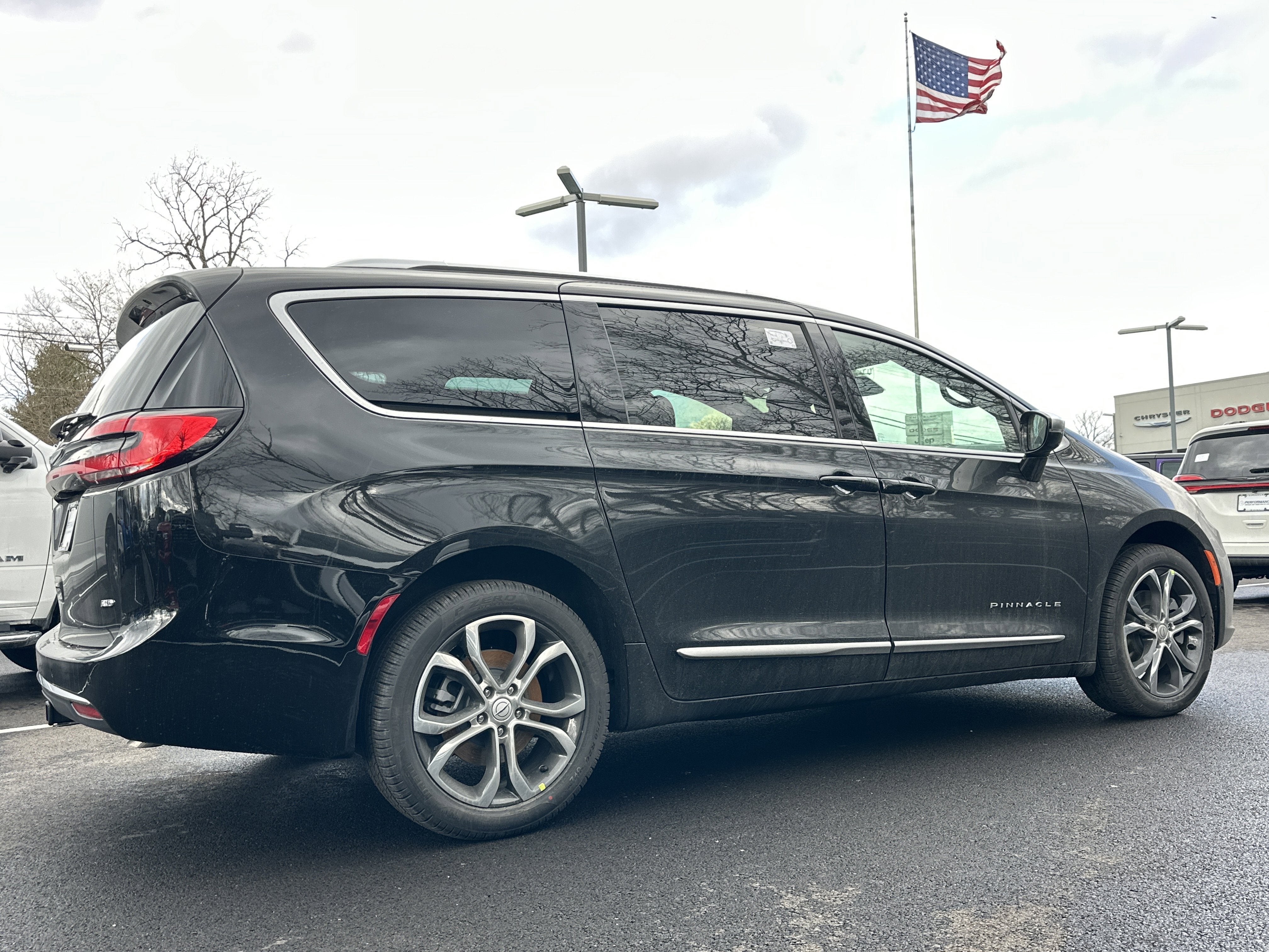 2026 Chrysler Pacifica Pinnacle