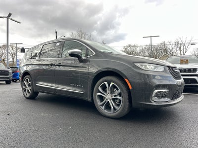 2026 Chrysler Pacifica Pinnacle