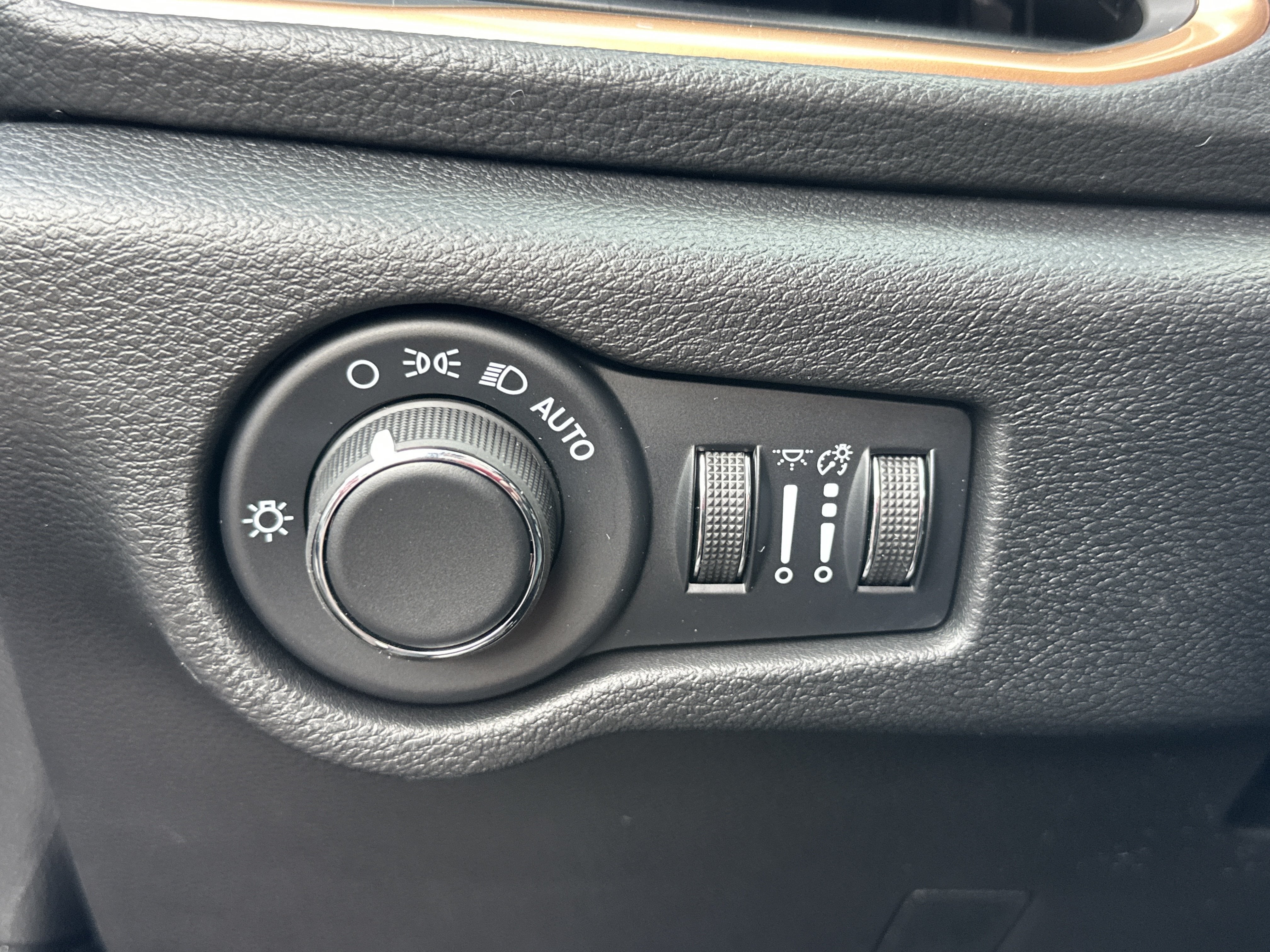 2027 Chrysler Pacifica Pinnacle