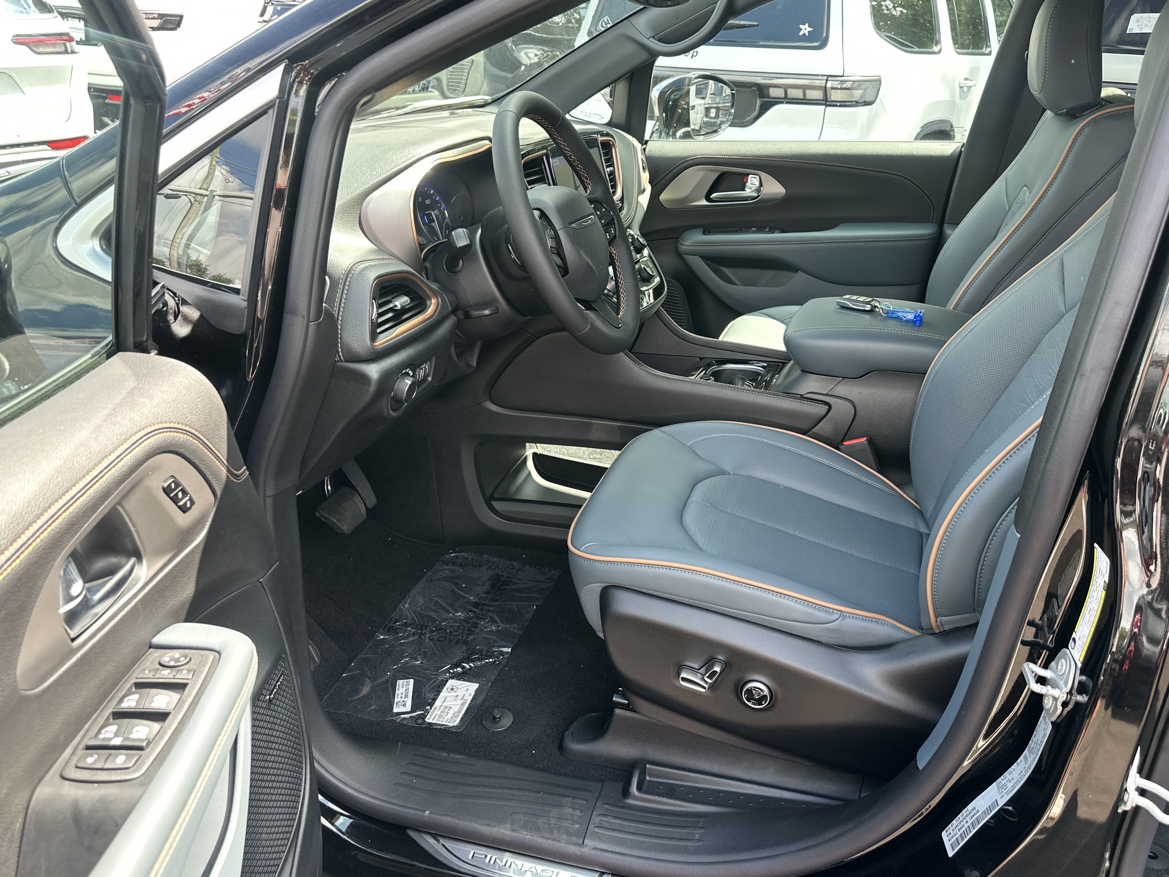 2027 Chrysler Pacifica Pinnacle