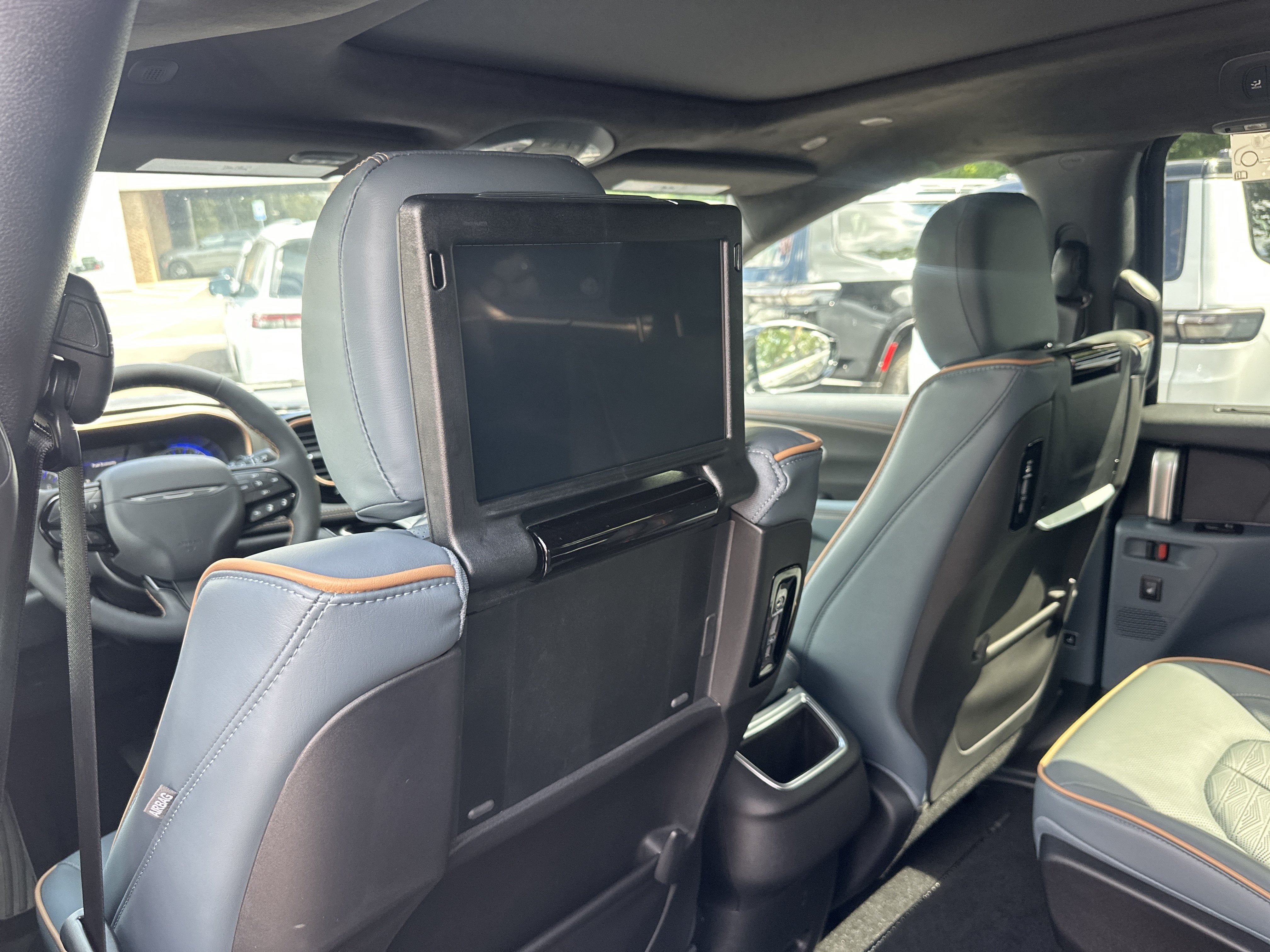 2027 Chrysler Pacifica Pinnacle