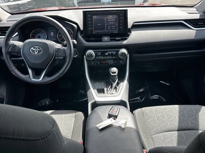 2022 Toyota RAV4 XLE