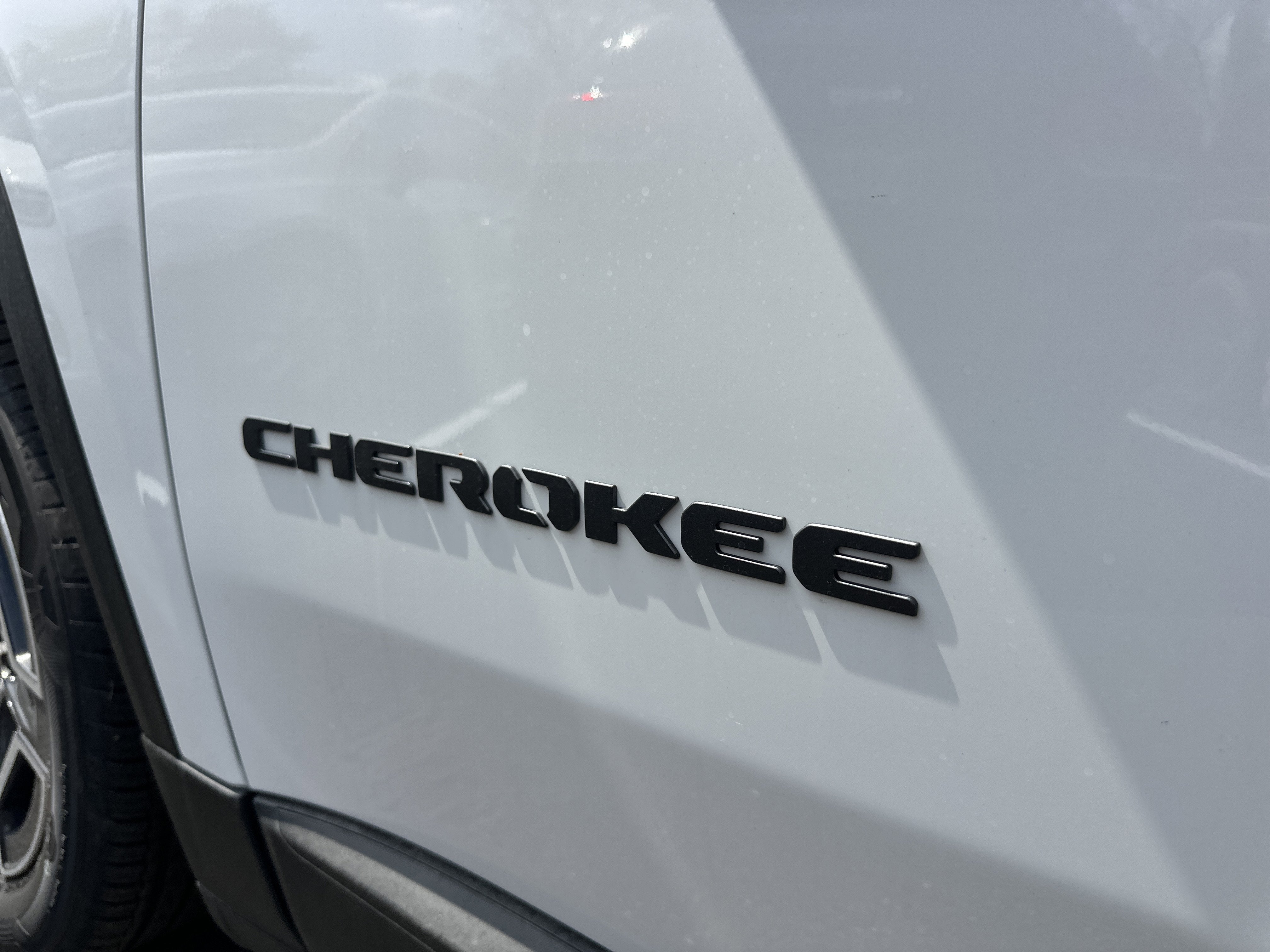 2026 Jeep Cherokee Laredo